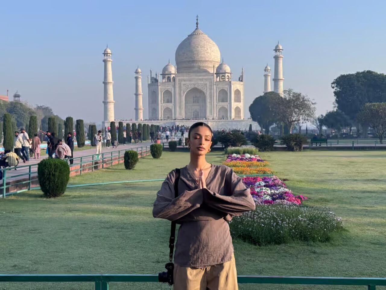 Delhi to Taj Mahal Sunrise Photography Tour with Licensed Guide