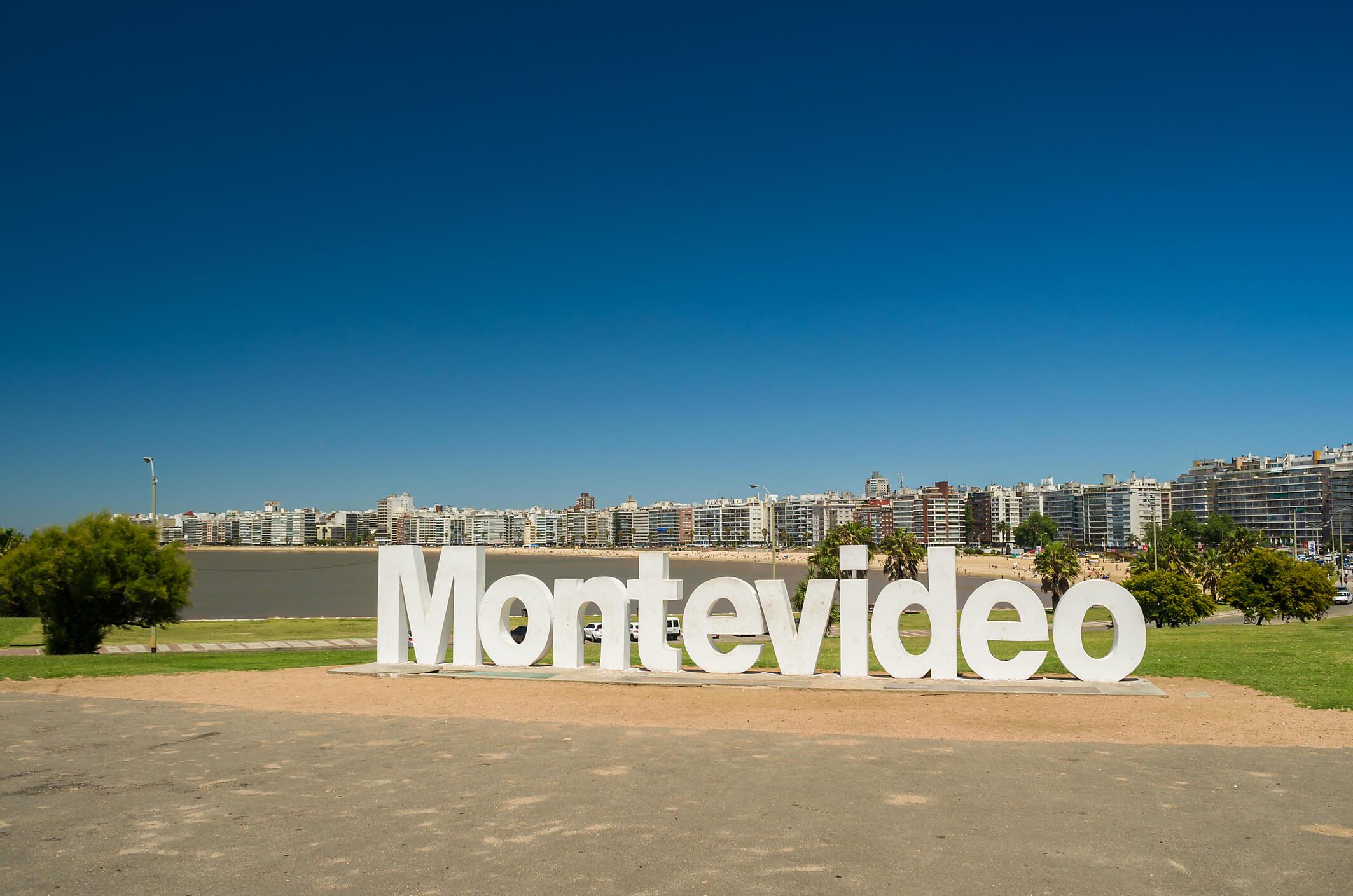 Montevideo Full-Day Excursion with Ferry & Meal