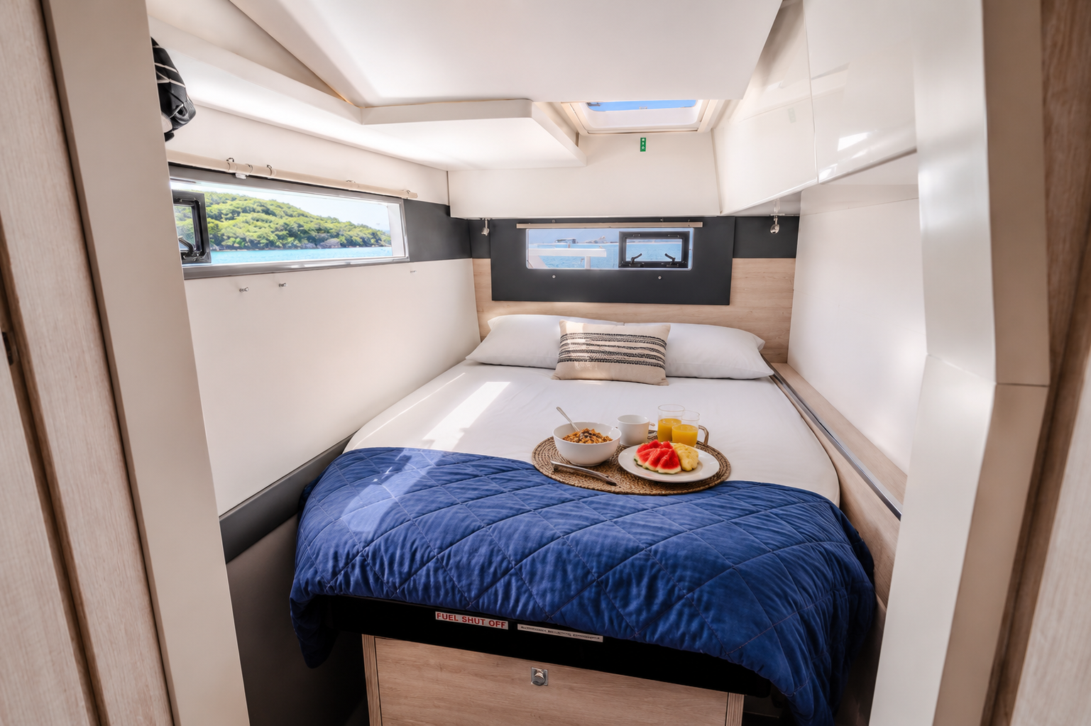 Cartagena: Private Luxury Leopard 40 Catamaran Charter