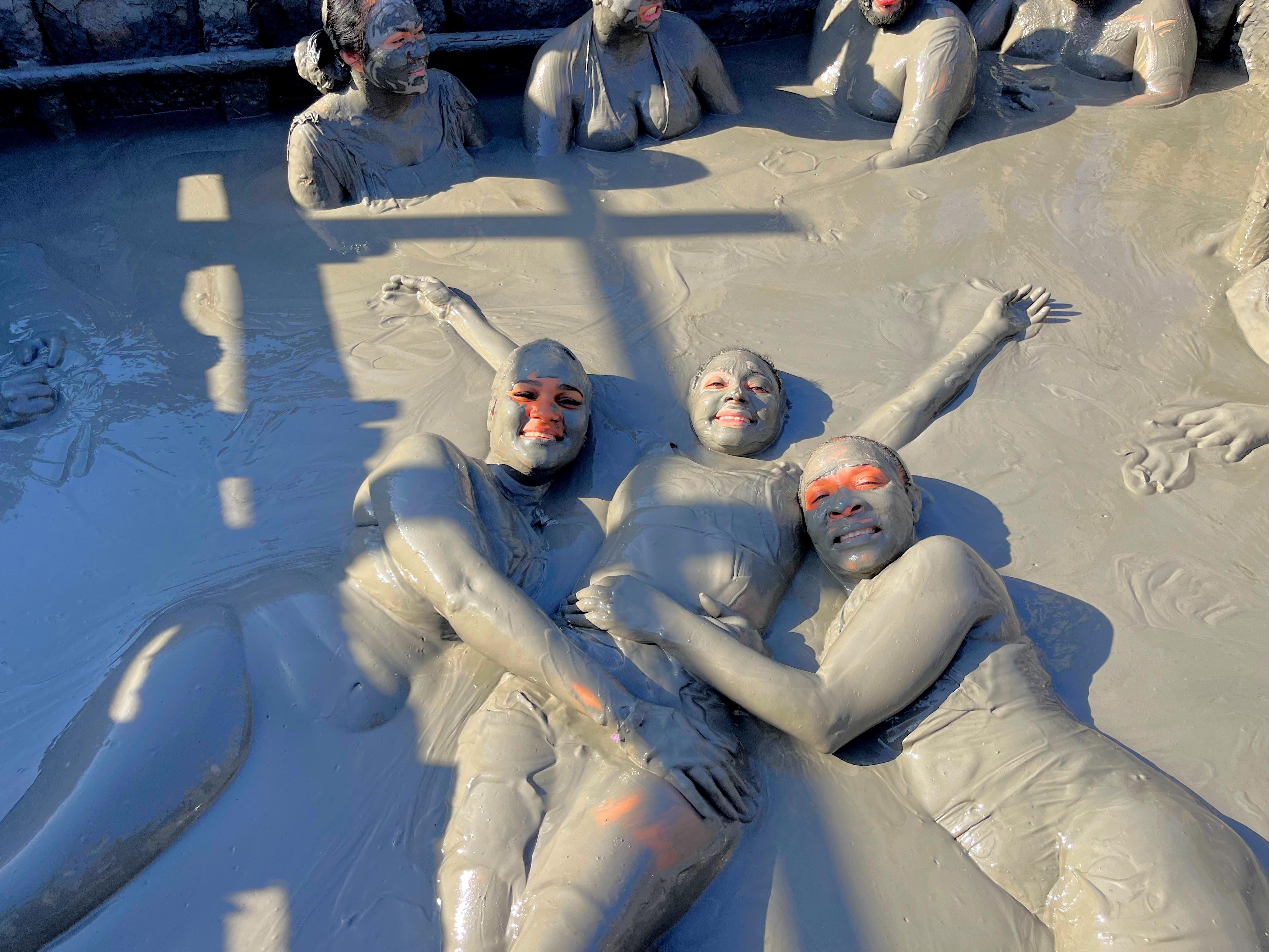 Palenque & Mud Volcano Day Tour from Cartagena