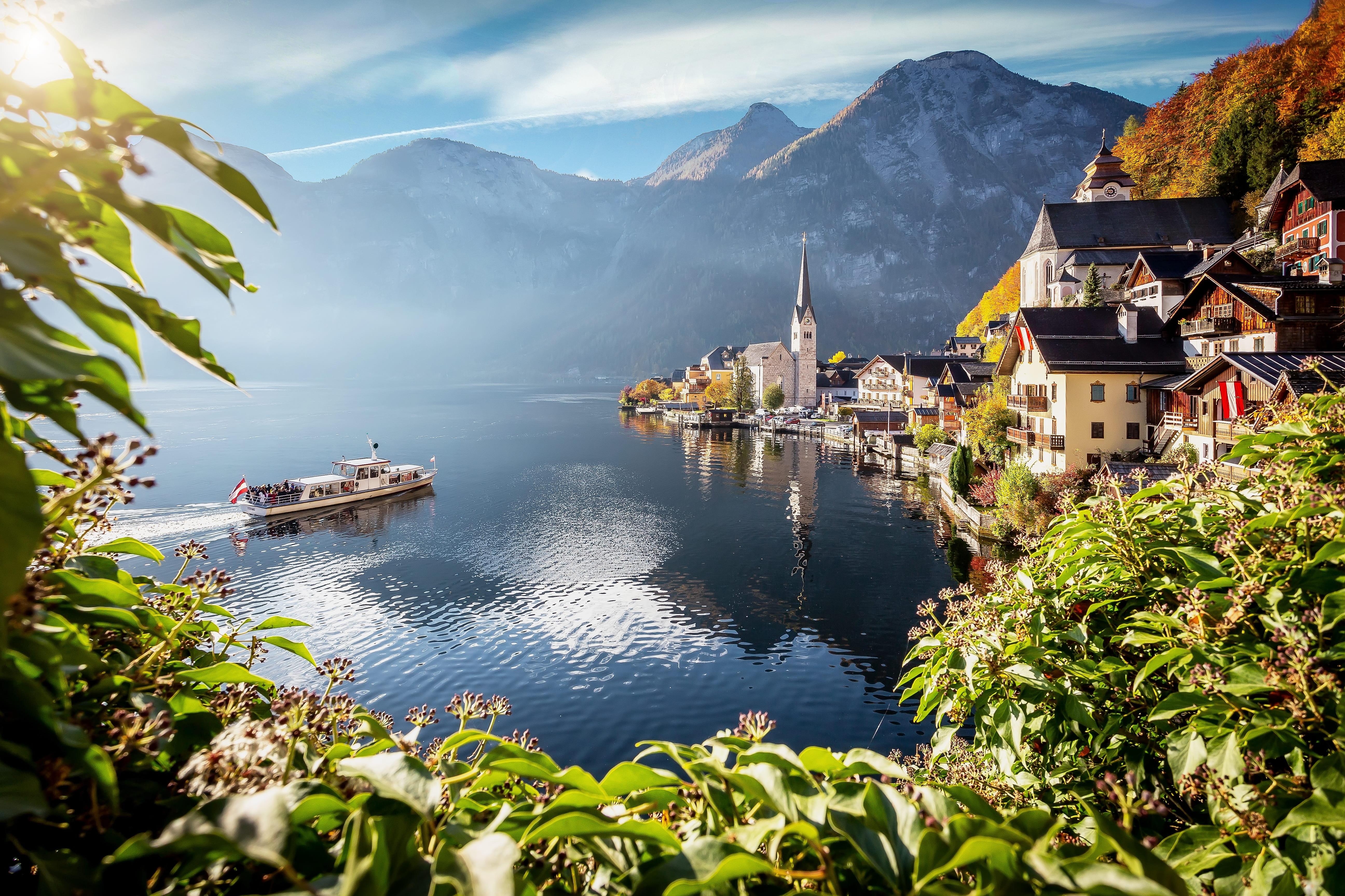 Hallstatt & Salzburg Full-Day Tour from Vienna