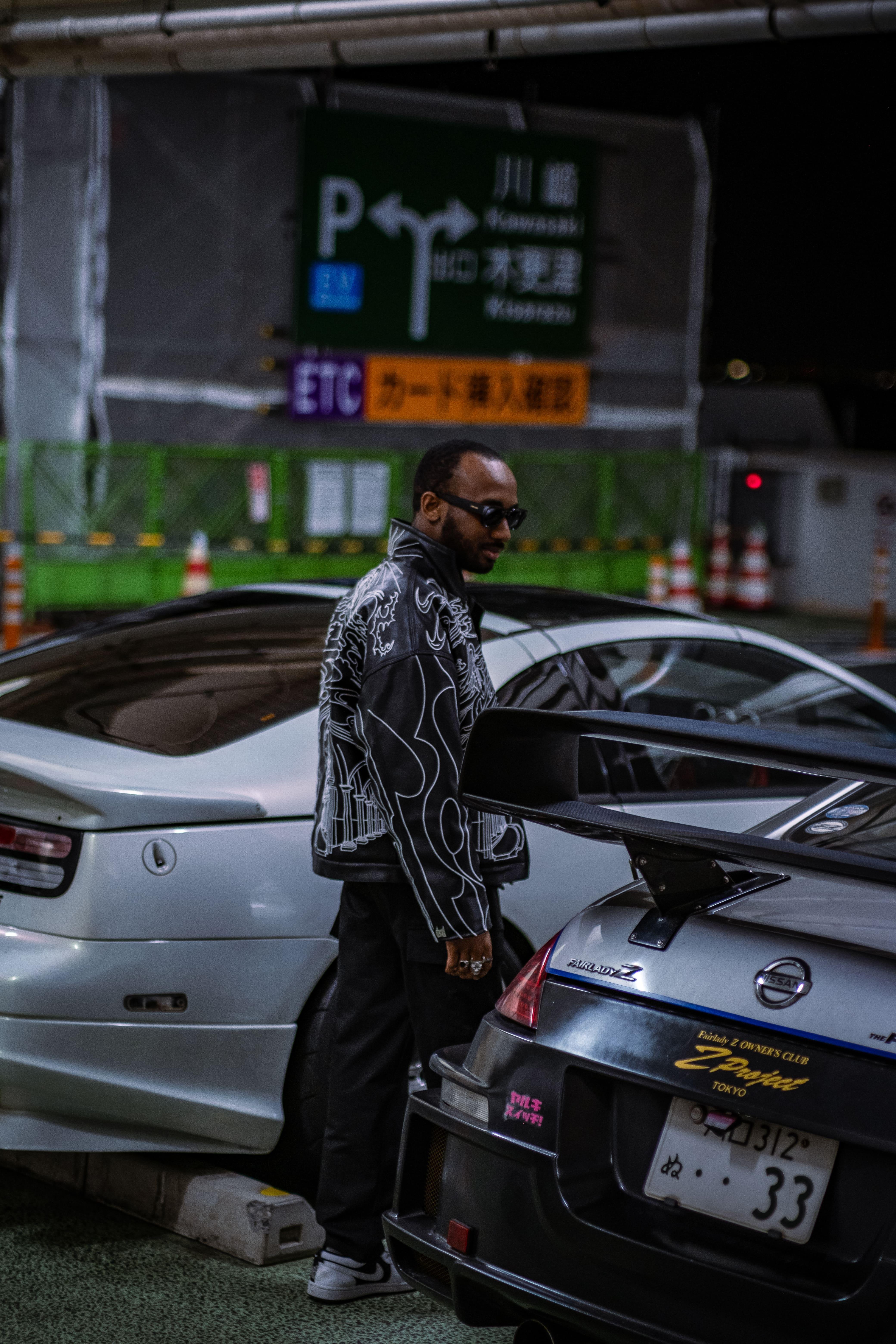 Tokyo and Daikoku by night in a Fast and Furious Skyline 34