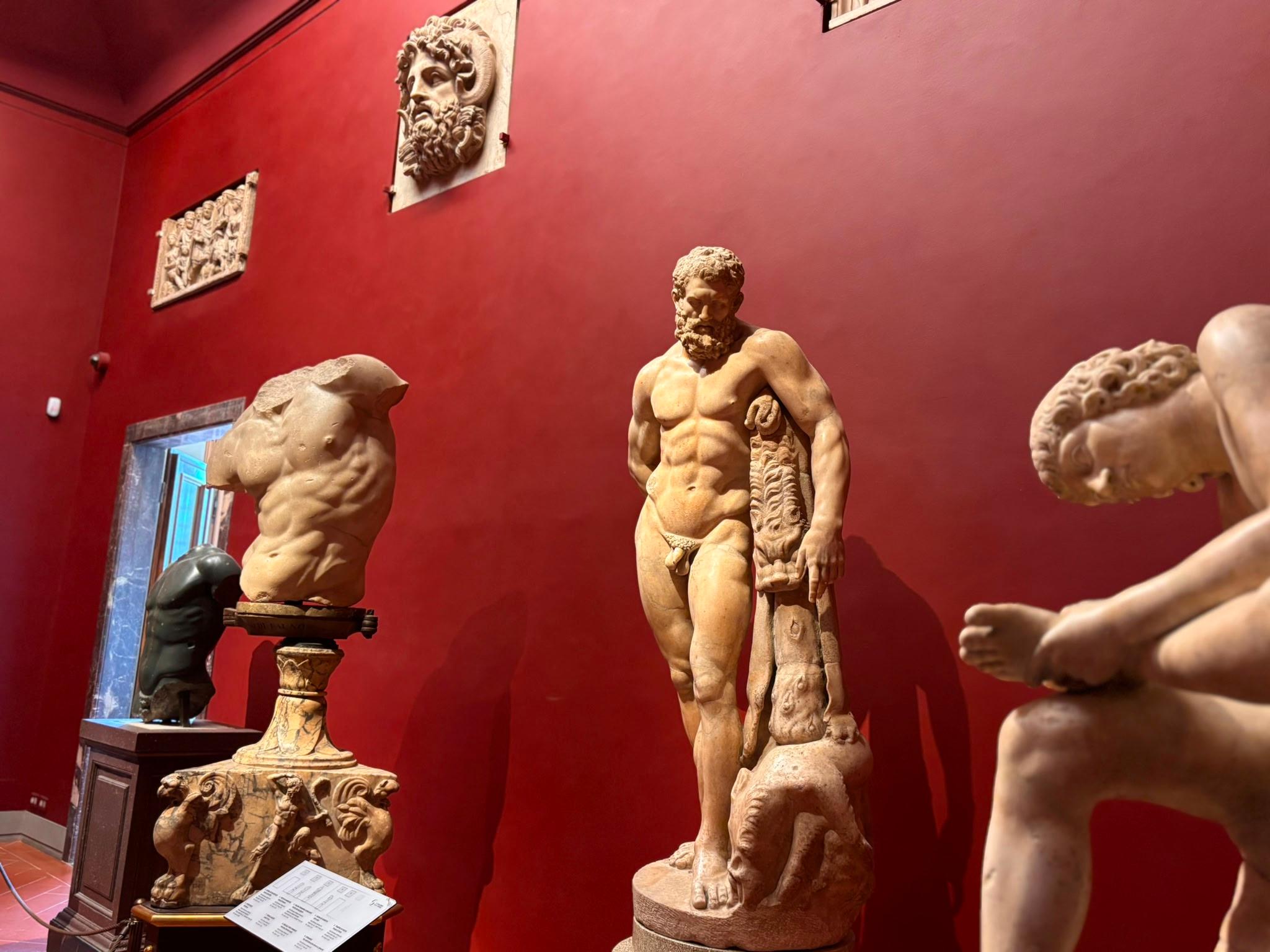 Uffizi Gallery Tour & Reserved Vasari Corridor Access
