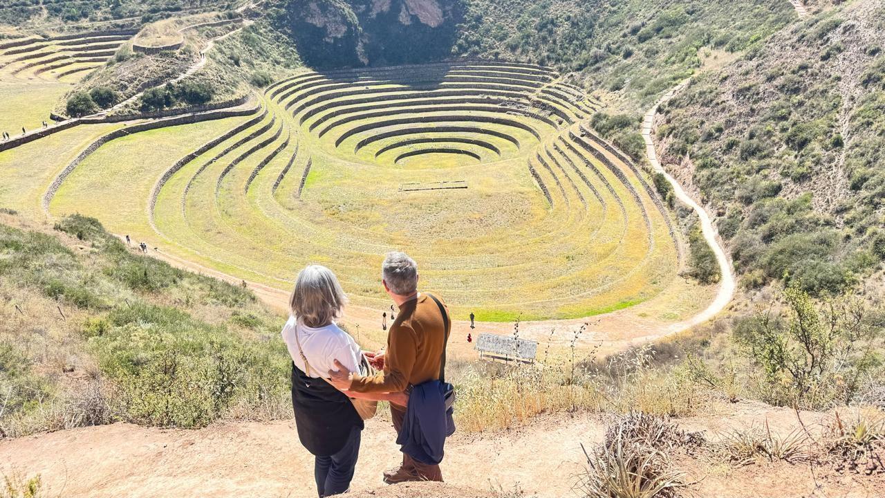 Sacred Valley Full-Day Tour: Inca Ruins, Salt Mines & Local Markets