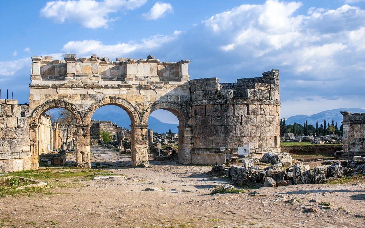 Pamukkale & Hierapolis Full-Day Guided Trip from Antalya