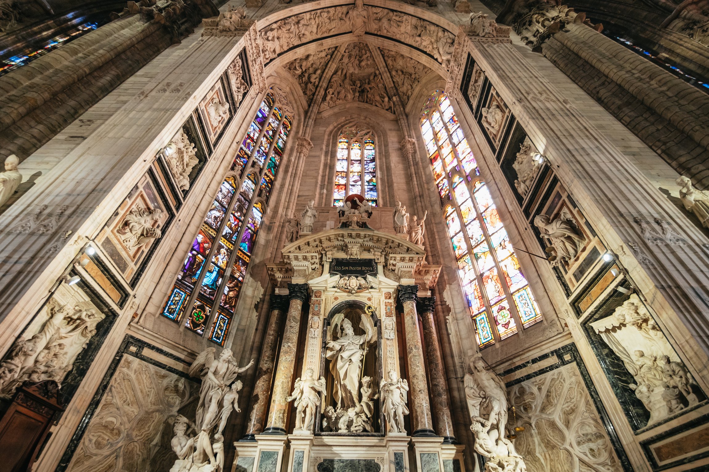 Milan Duomo: Rooftop & Cathedral Guided Tour with Skip-the-Line Access