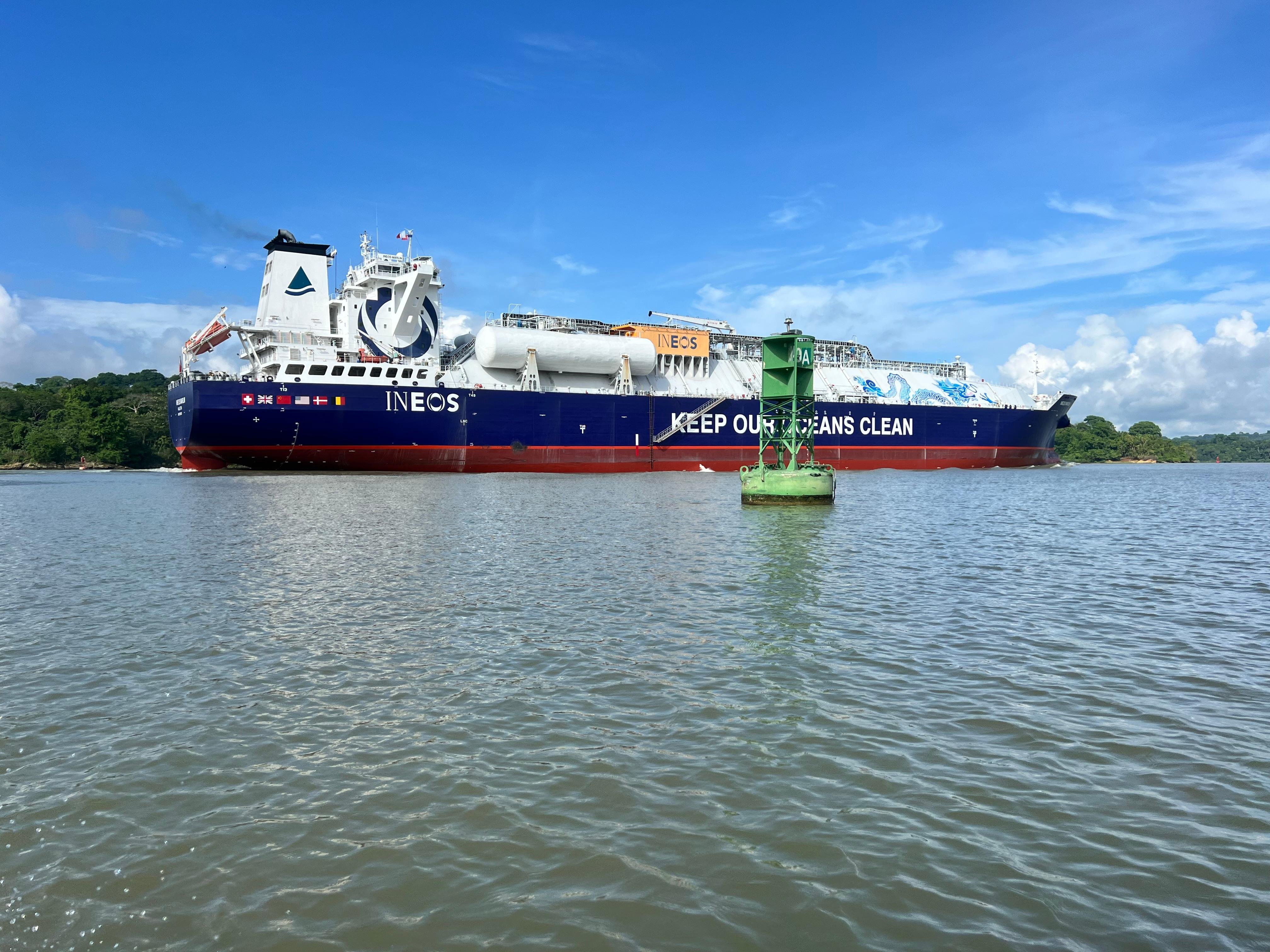 Panama Canal: Gatun Lake Wildlife & Monkey Island Cruise