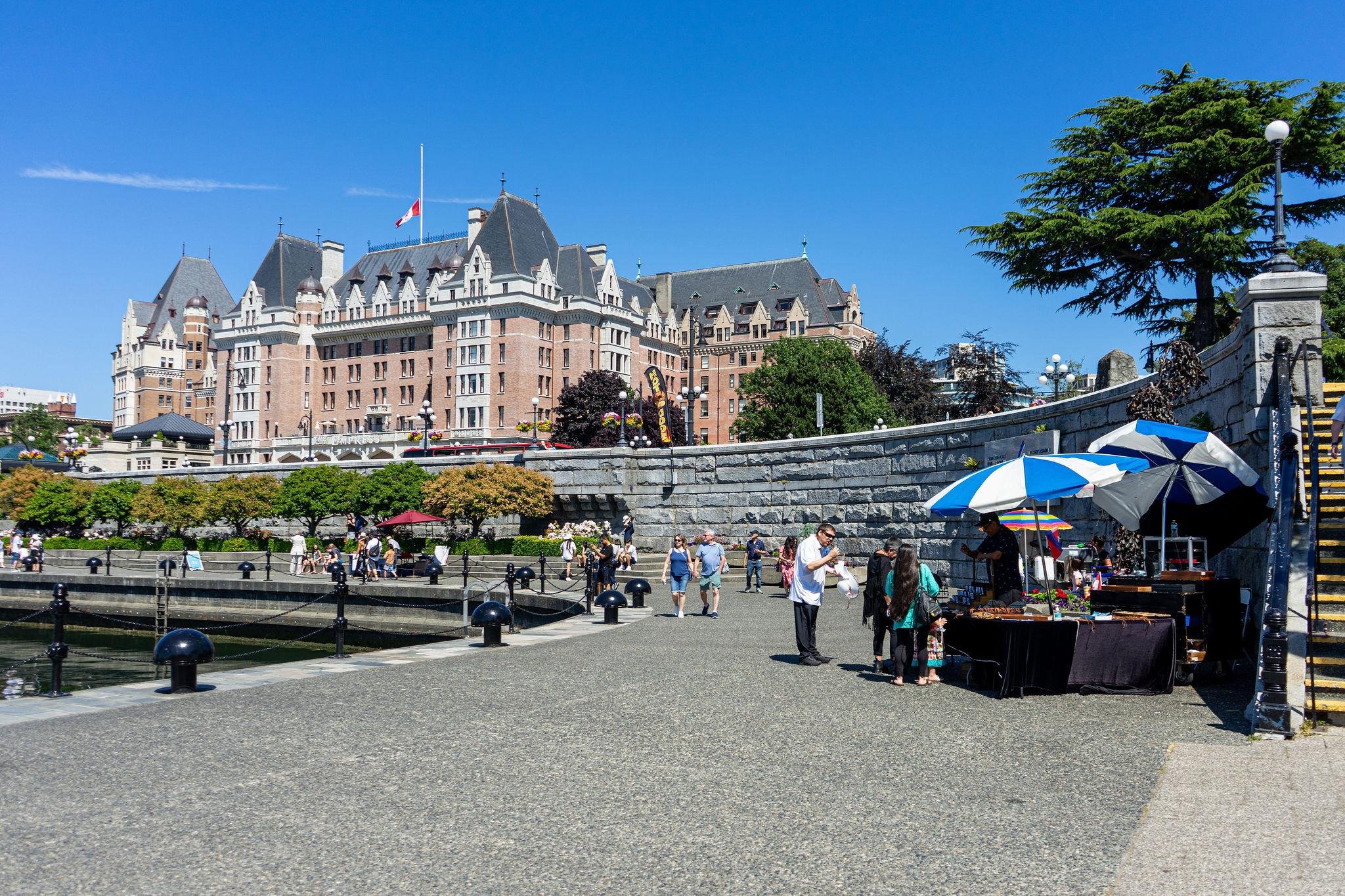 Butchart Gardens — the Sunken Garden, Rose Garden and Japanese Garden — image 5