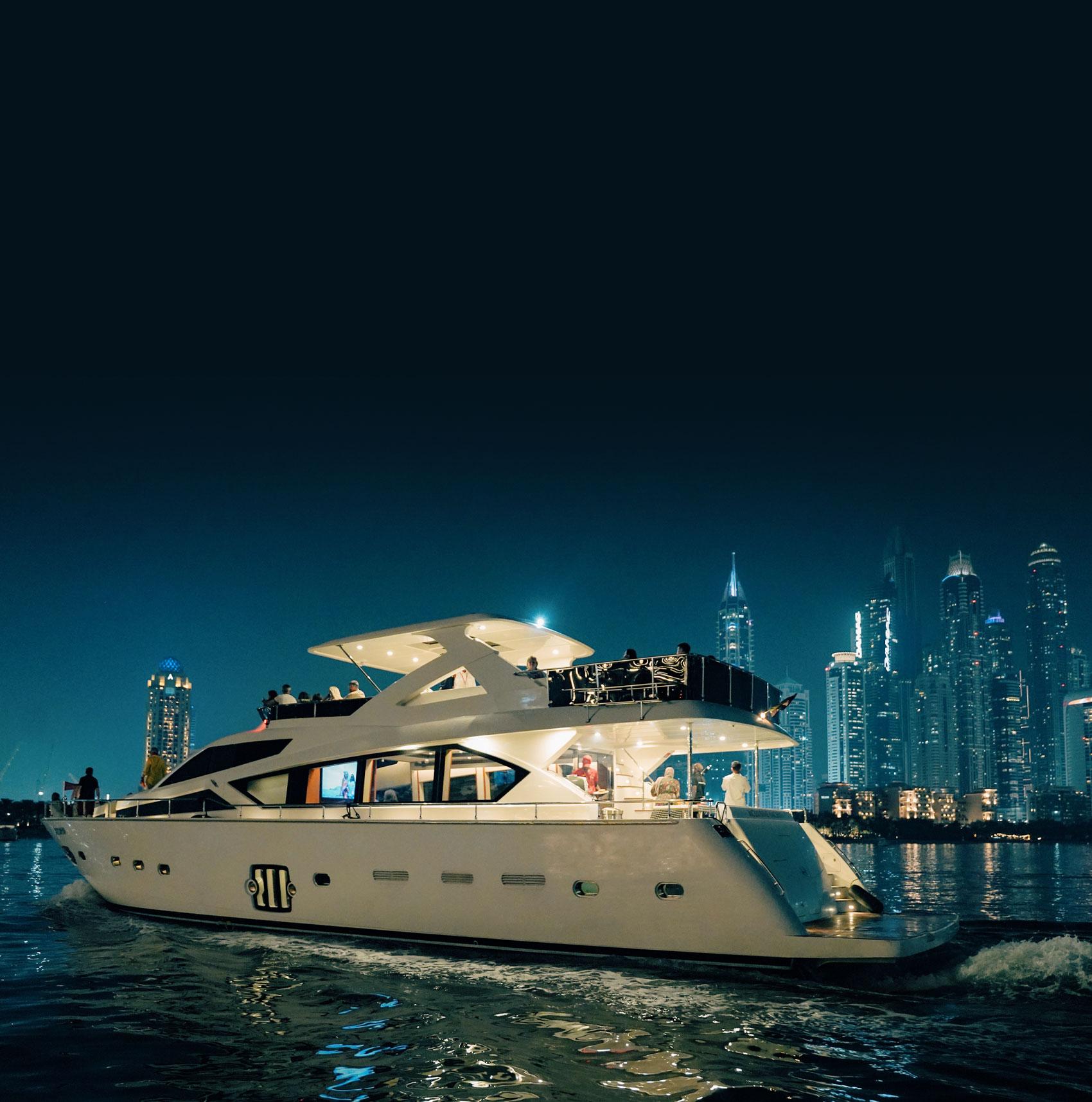 Dubai Marina Luxury Yacht Cruise with Breakfast or BBQ