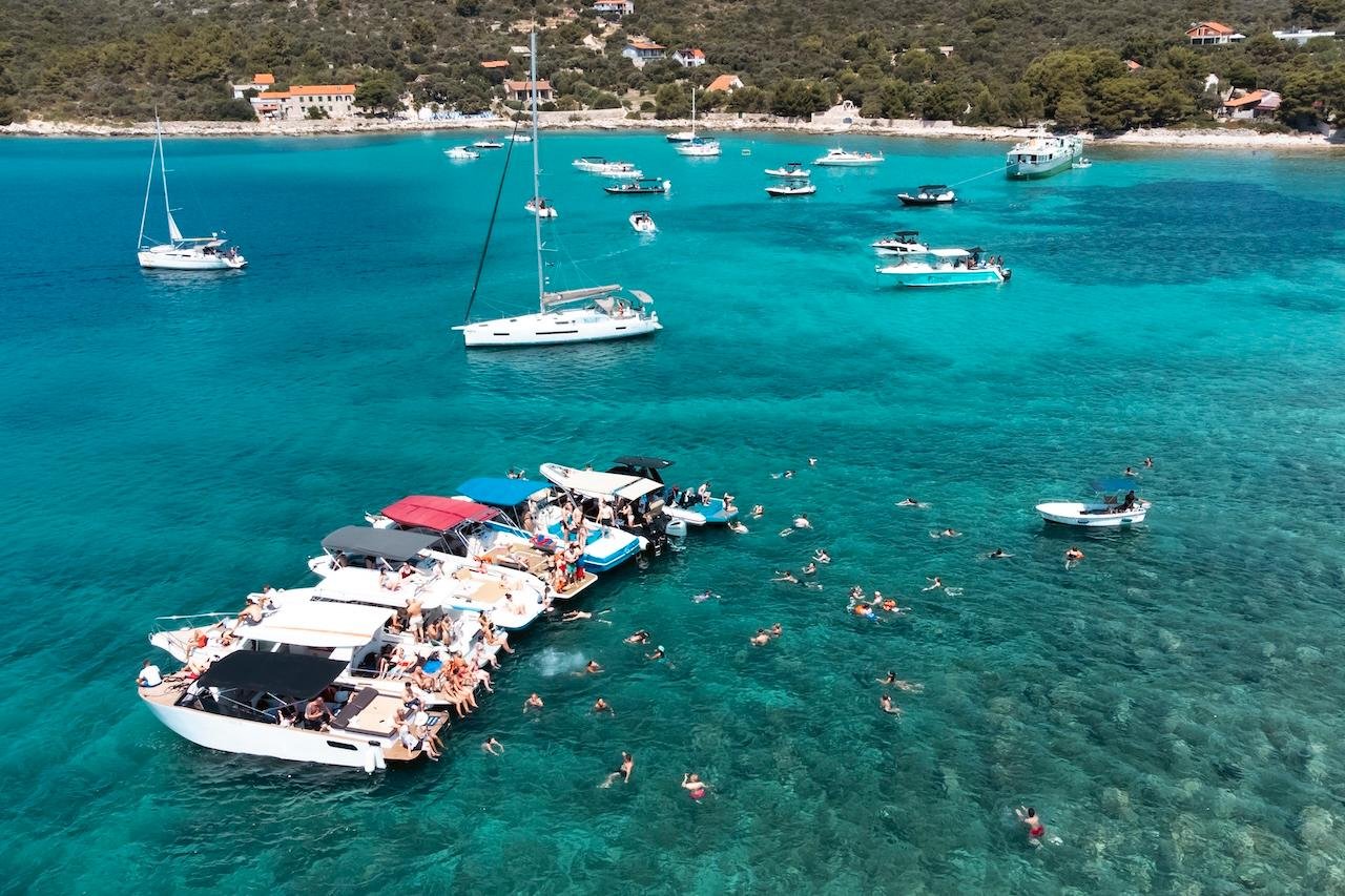 Split: Blue Lagoon & 3 Islands Speedboat Expedition