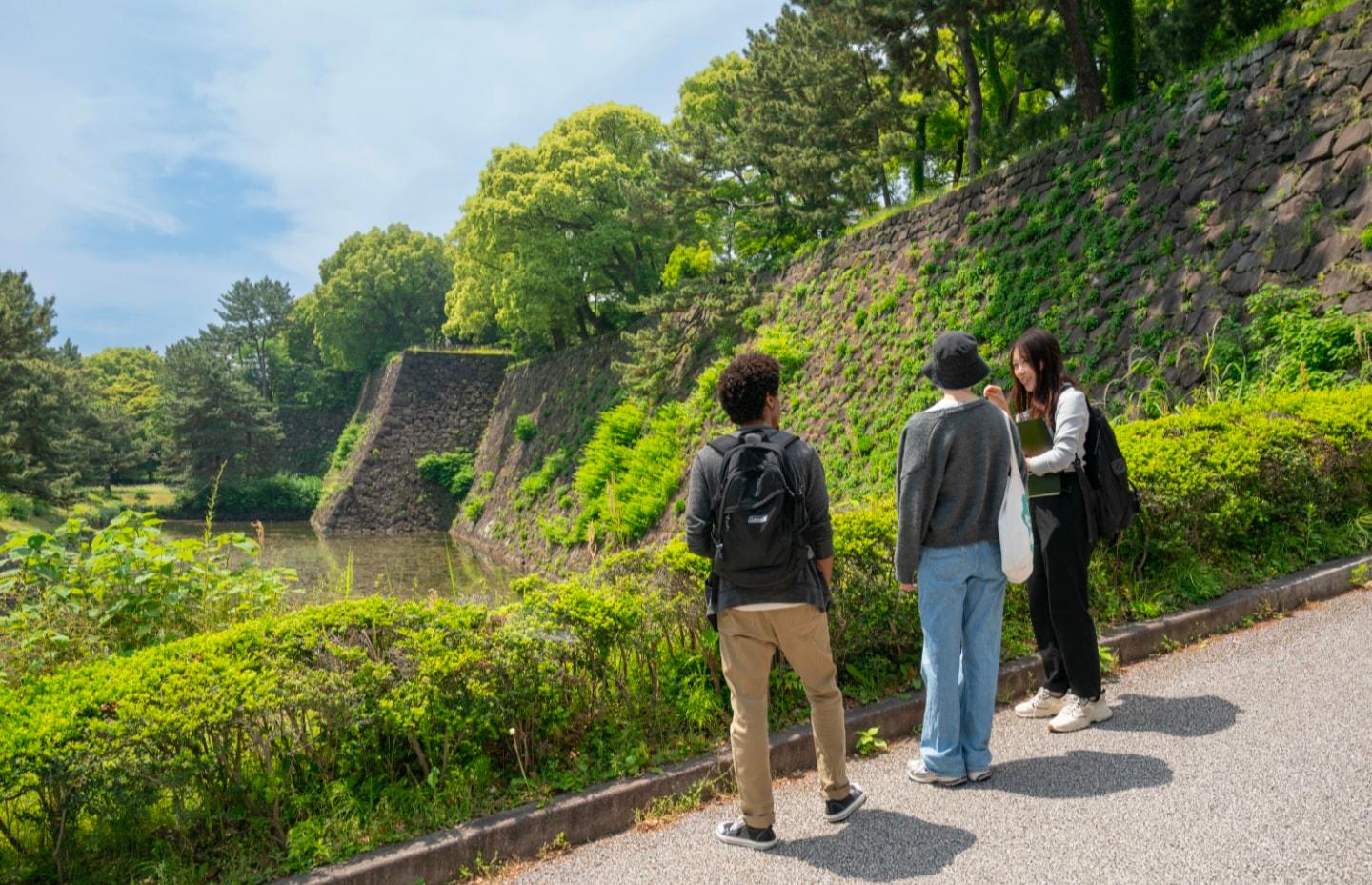 Edo Castle & Imperial Palace Shogun Walking Tour