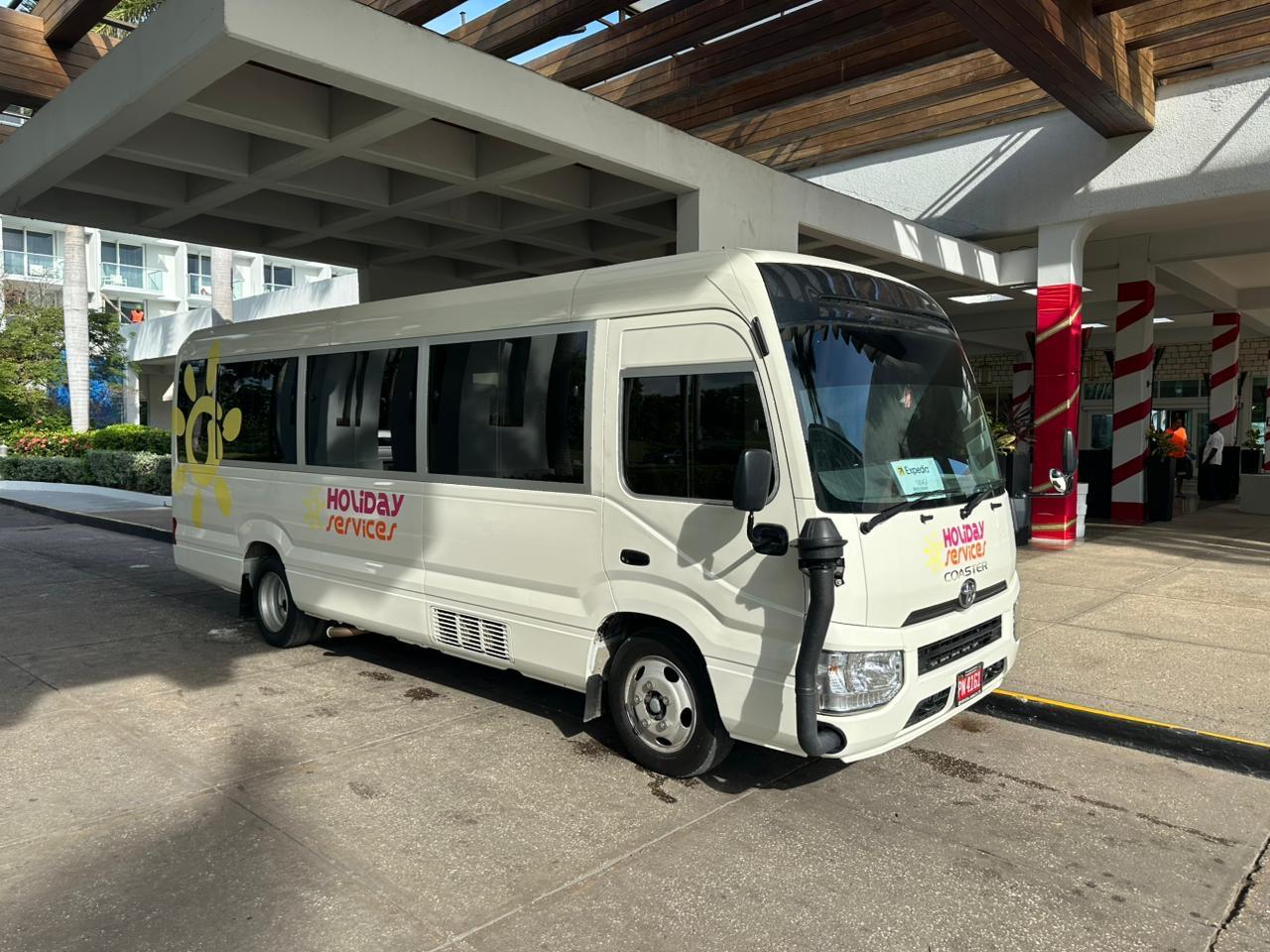 Montego Bay (MBJ) Airport Shuttle Transfers