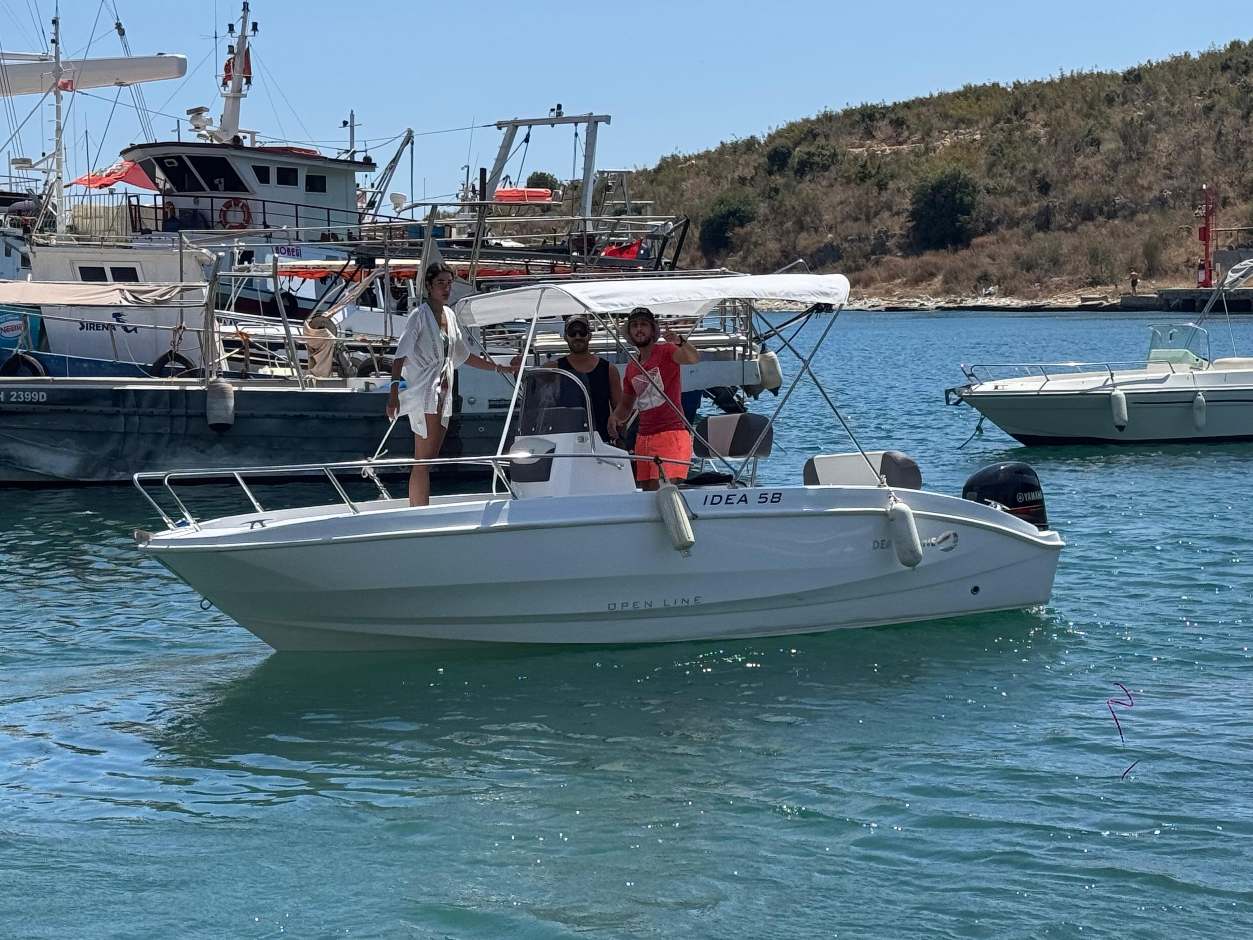 Self-Drive Boat Rental in Sarandë