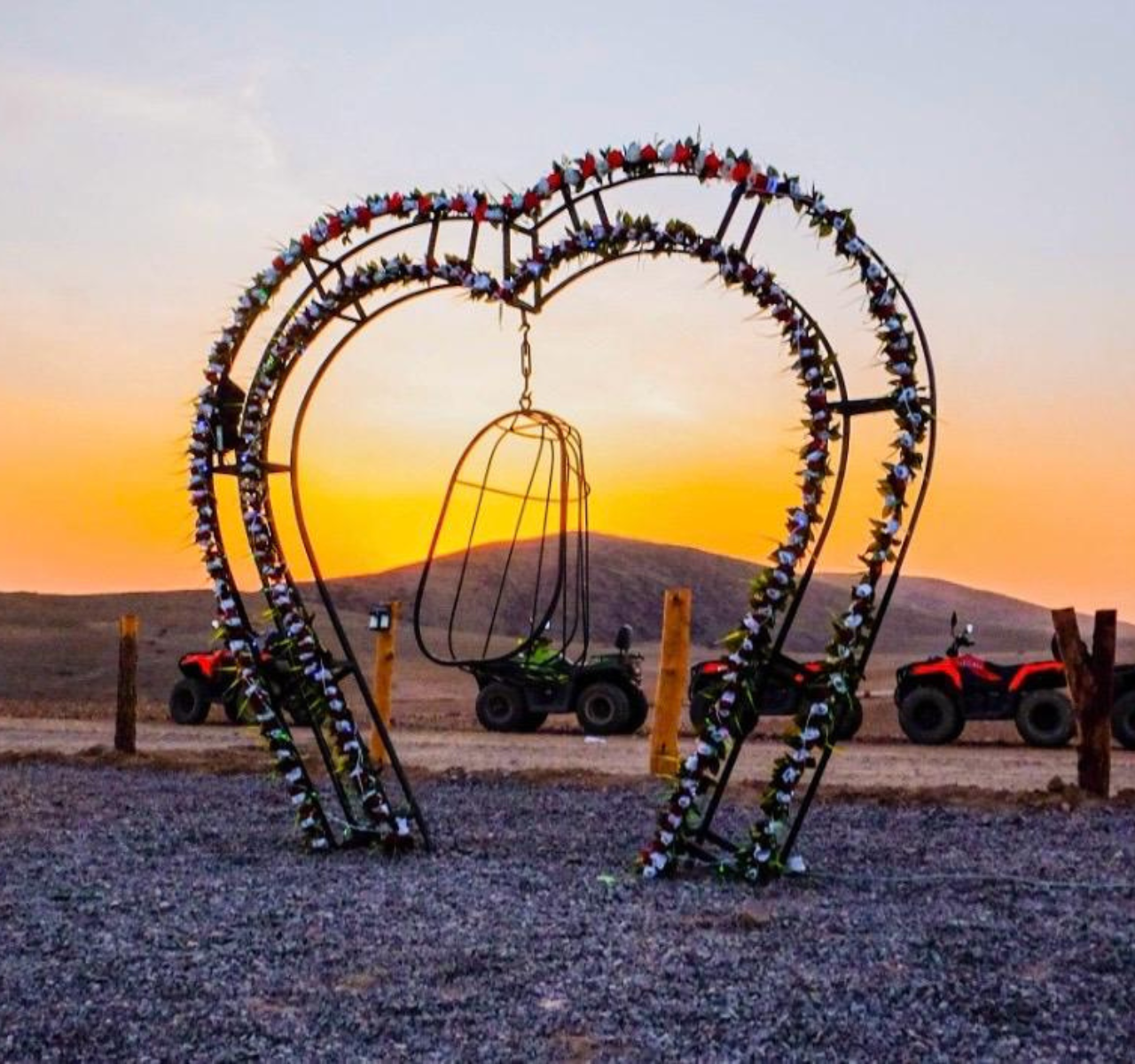 Agafay Desert Evening Adventure: Quad Bikes, Camel Ride & Berber Dinner Show
