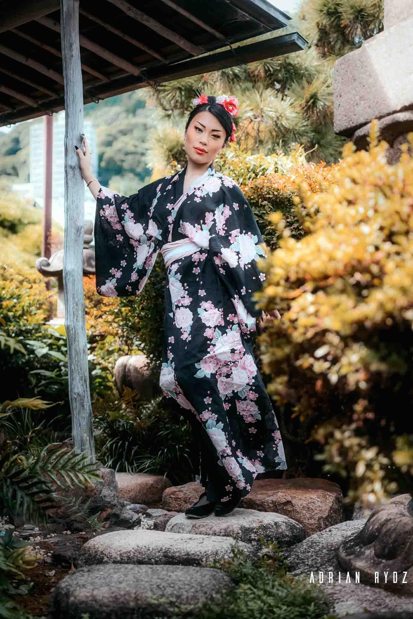 couples photoshoot in Tokyo — image 12