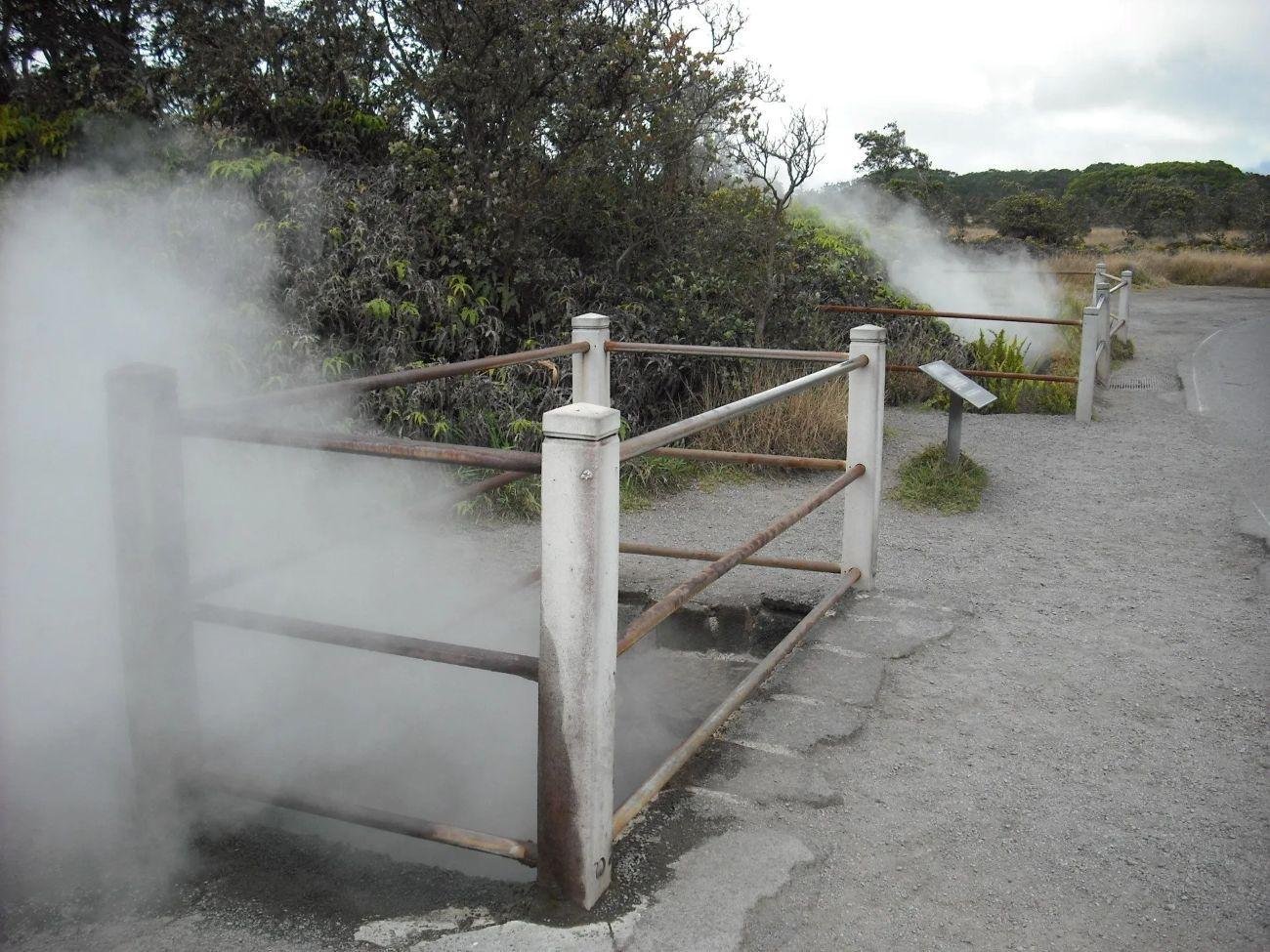 Hilo: Volcanoes National Park & Black Sand Beach — Kilauea and Hawaii Volcanoes National Park scenery (4)