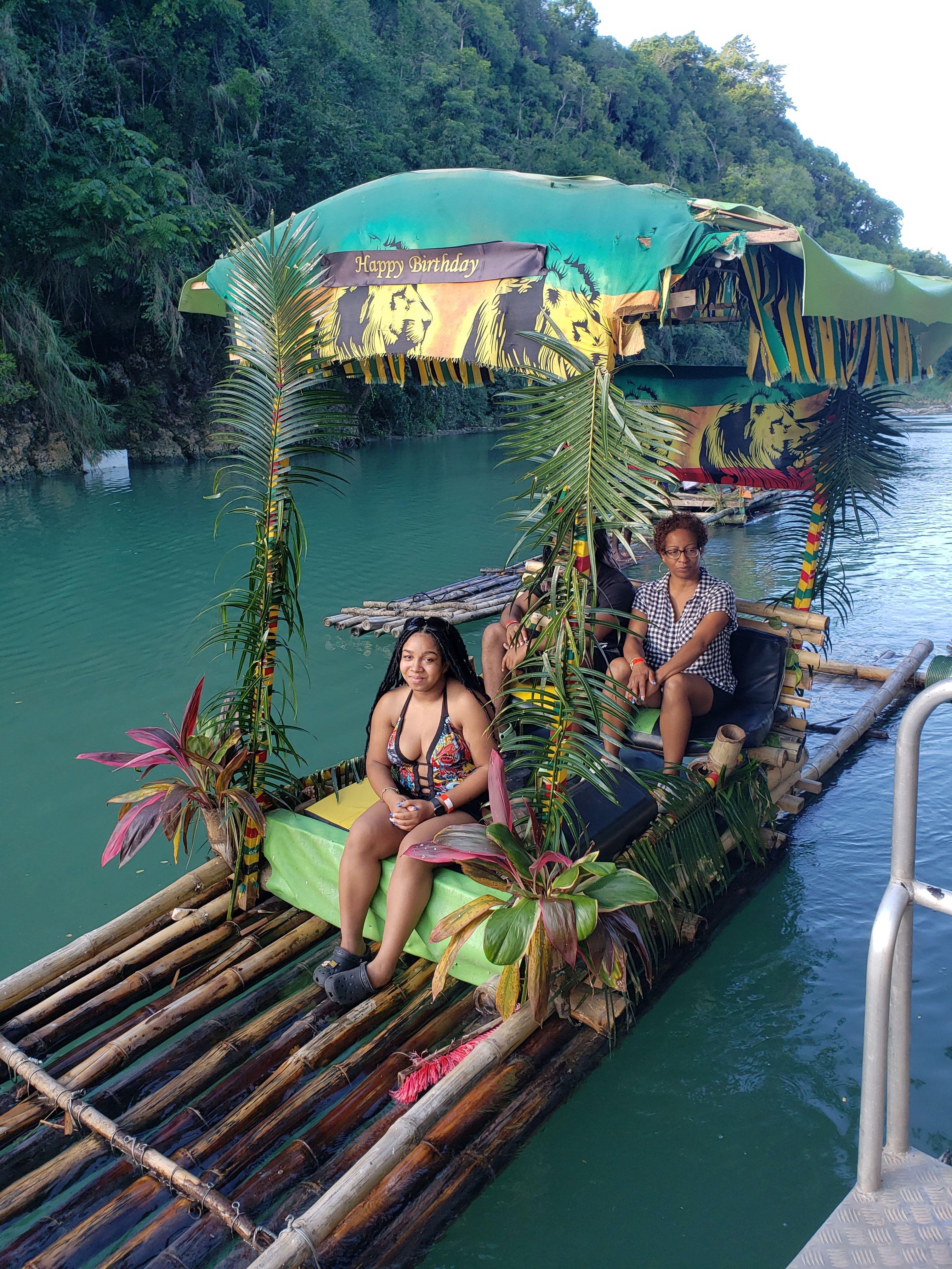 Bamboo River Rafting Experience in Ocho Rios