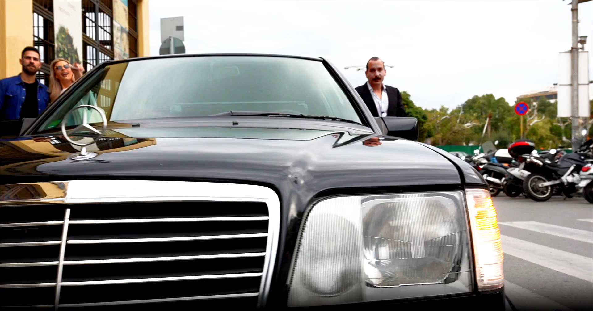 Private Crete Discovery in Vintage Mercedes