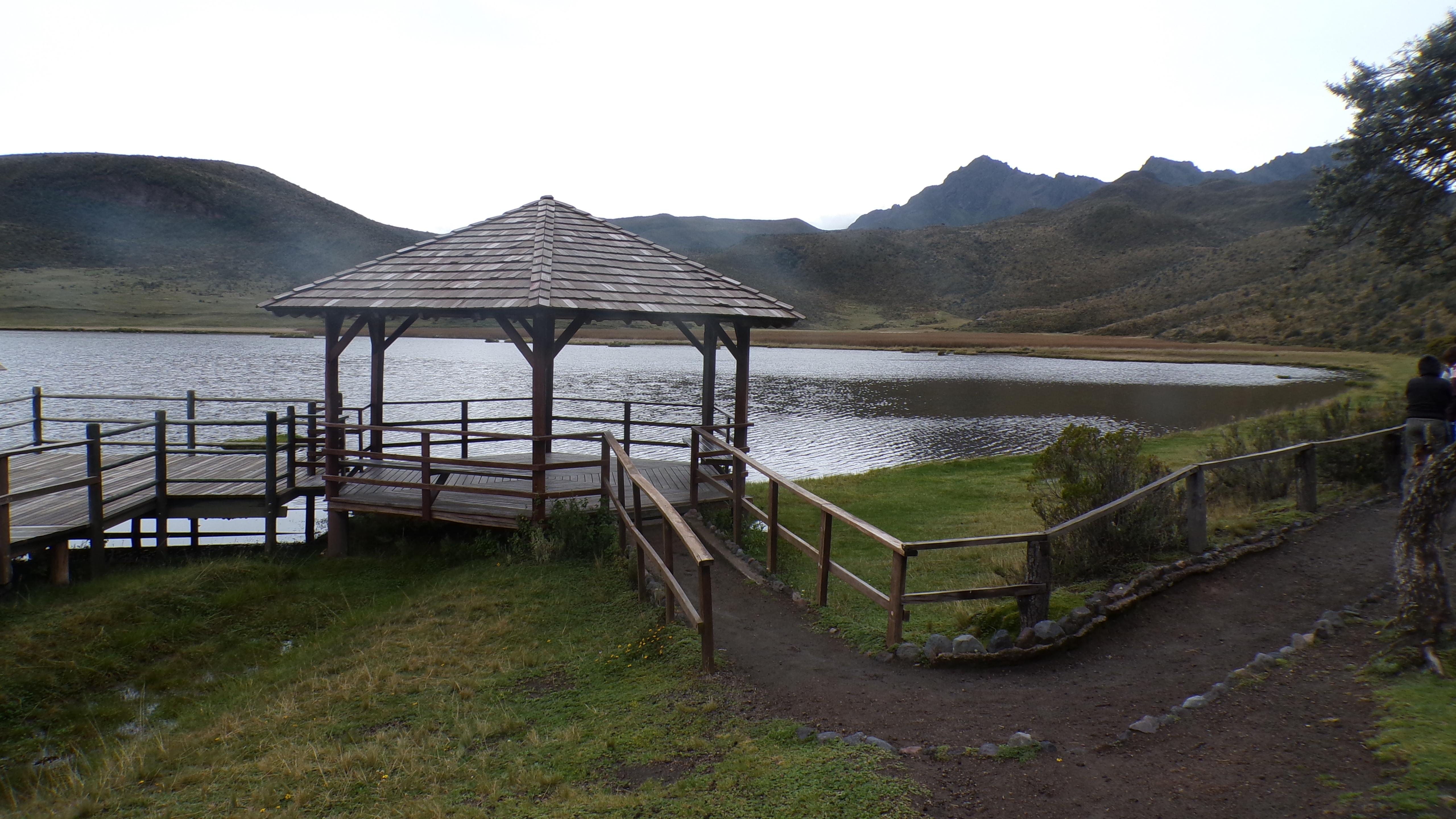 Cotopaxi & Quilotoa Full-Day Tour from Quito