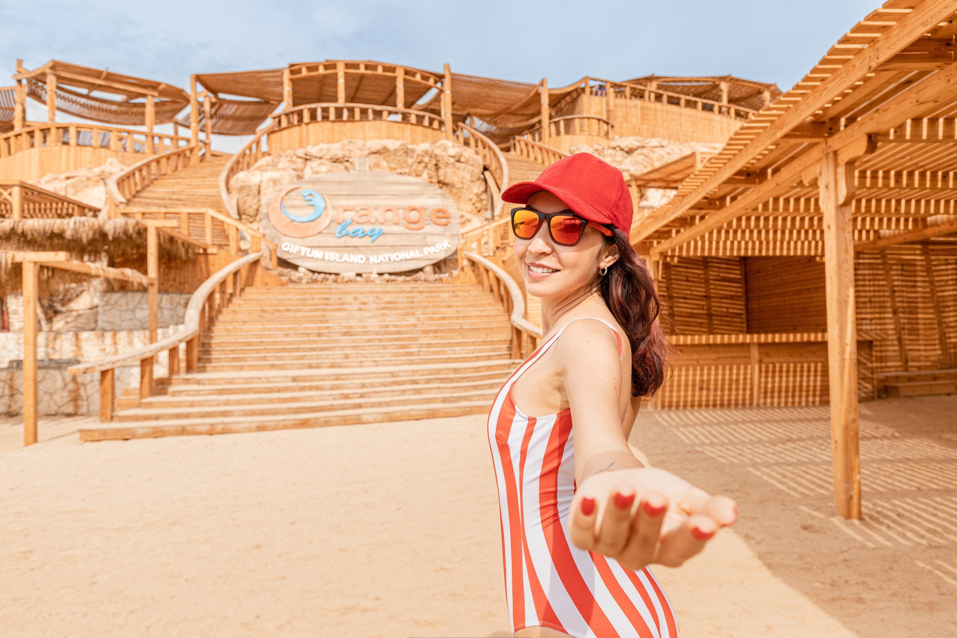Hurghada: Orange Bay Yacht Trip with Snorkeling & Lunch