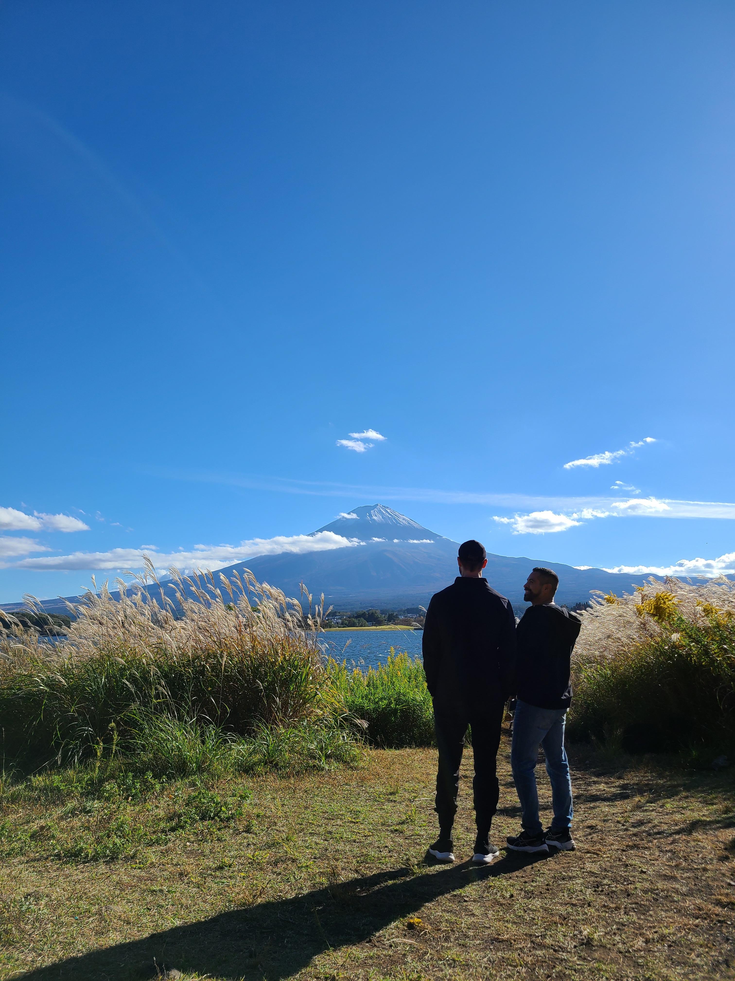 Private Mt. Fuji & Kawaguchiko Personalized Exploration