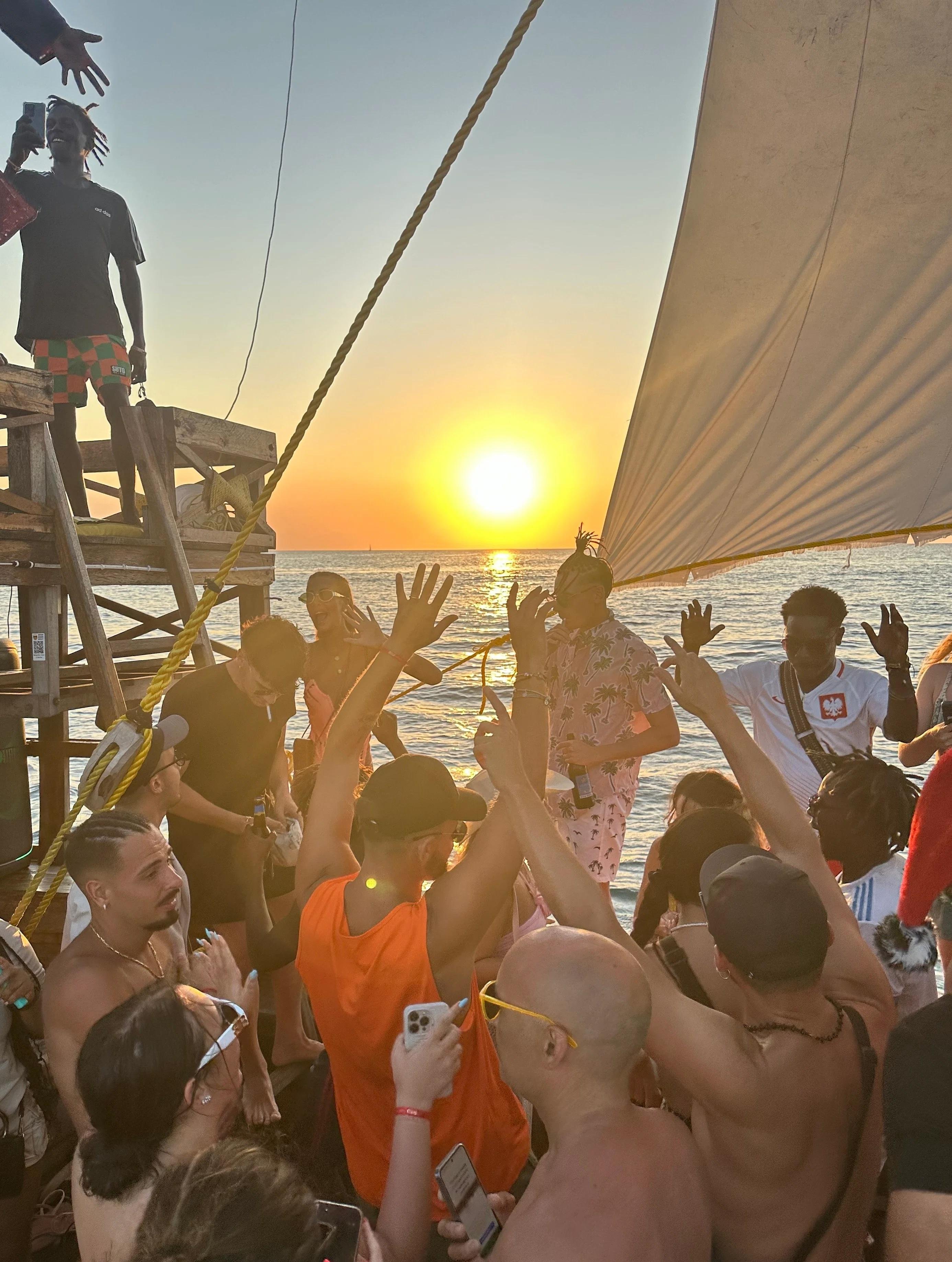 BoomBoom Boat Sunset Party Cruise – Zanzibar