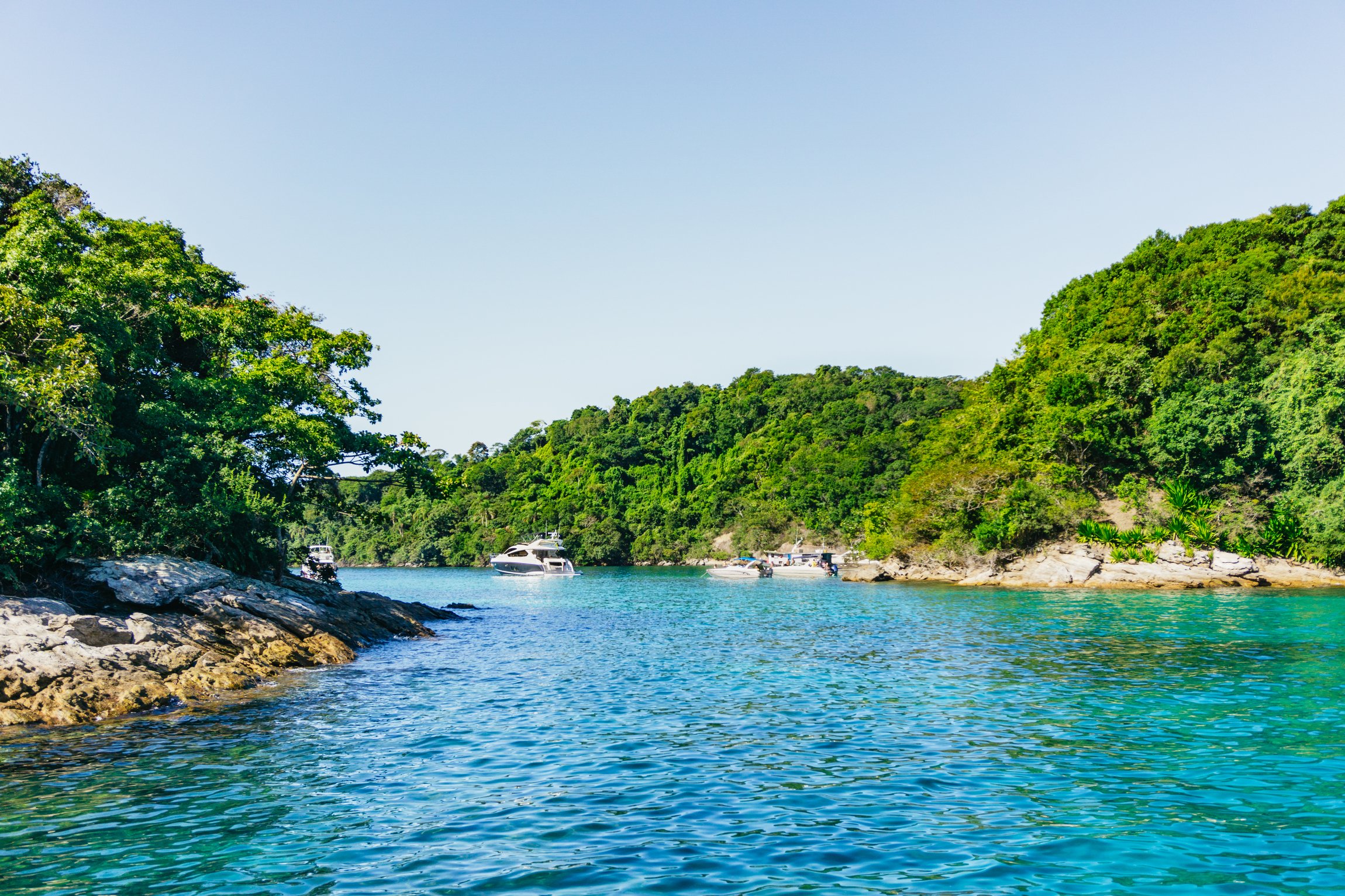 Angra dos Reis & Ilha Grande Boat Cruise with Lunch from Rio