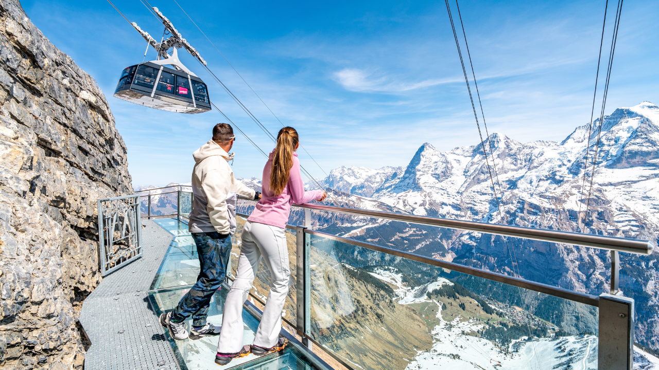 Berner Oberland: Swiss Half Fare & STS Holder 2nd Class Pass