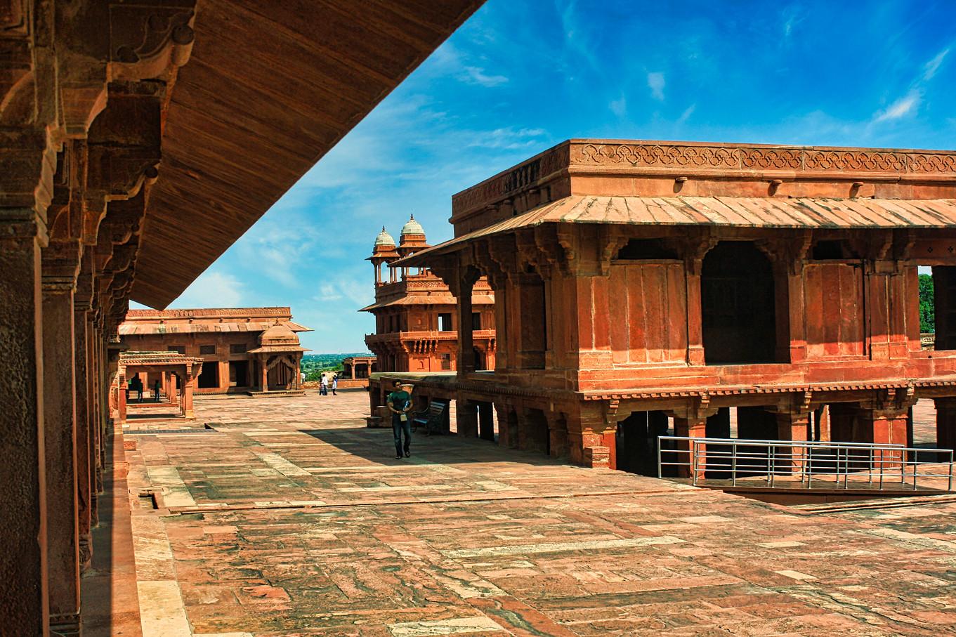 Jaipur to Taj Mahal Same-Day Tour via Fatehpur Sikri