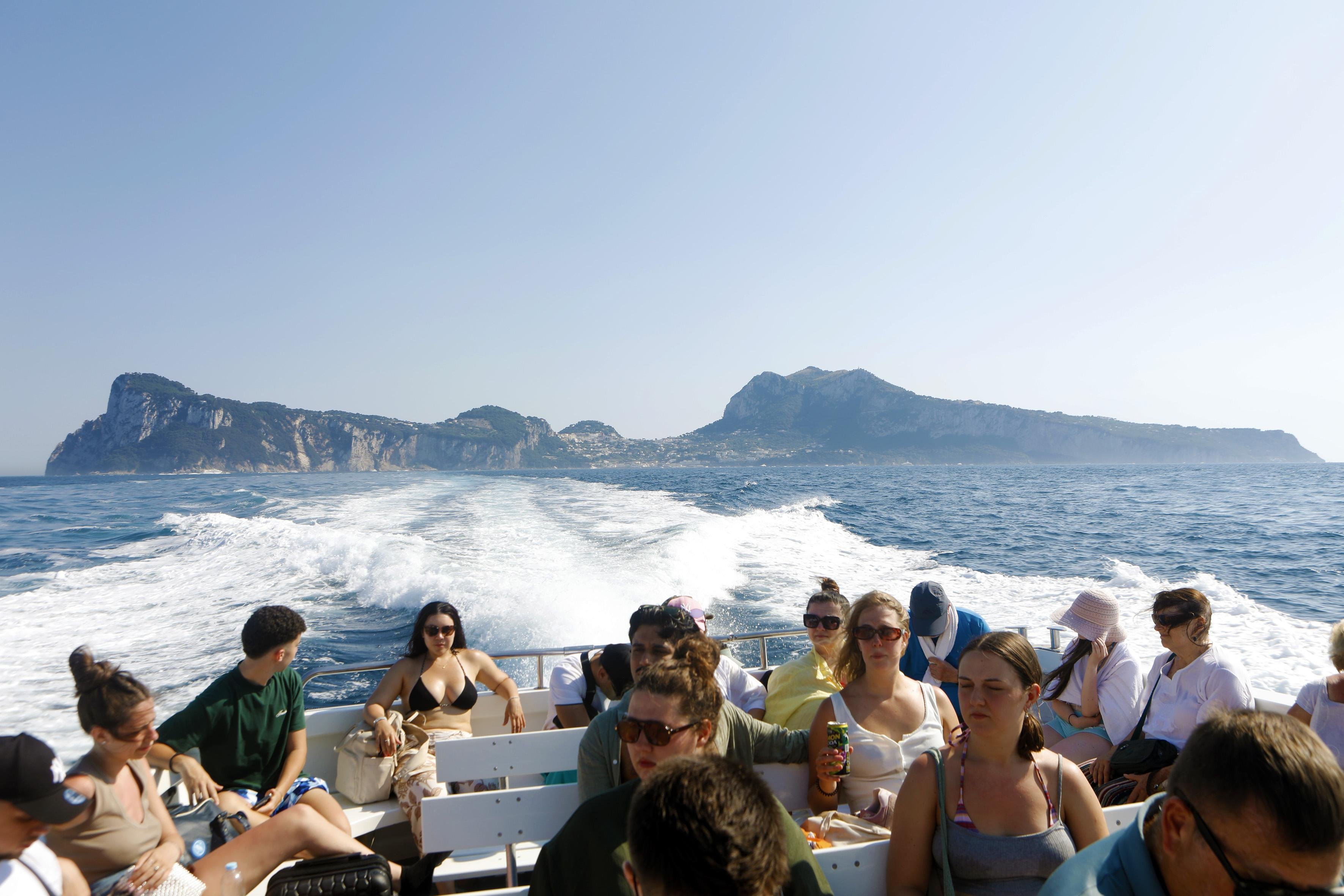 Capri Island Cruise from Sorrento with Local Limoncello Tasting