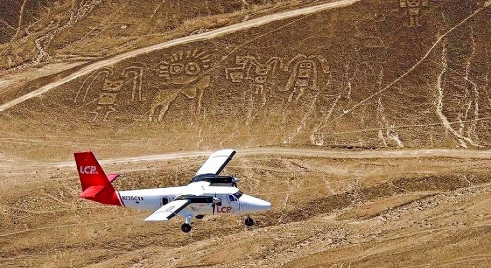 Nazca Lines Aerial Tour with Overnight Bus from Lima