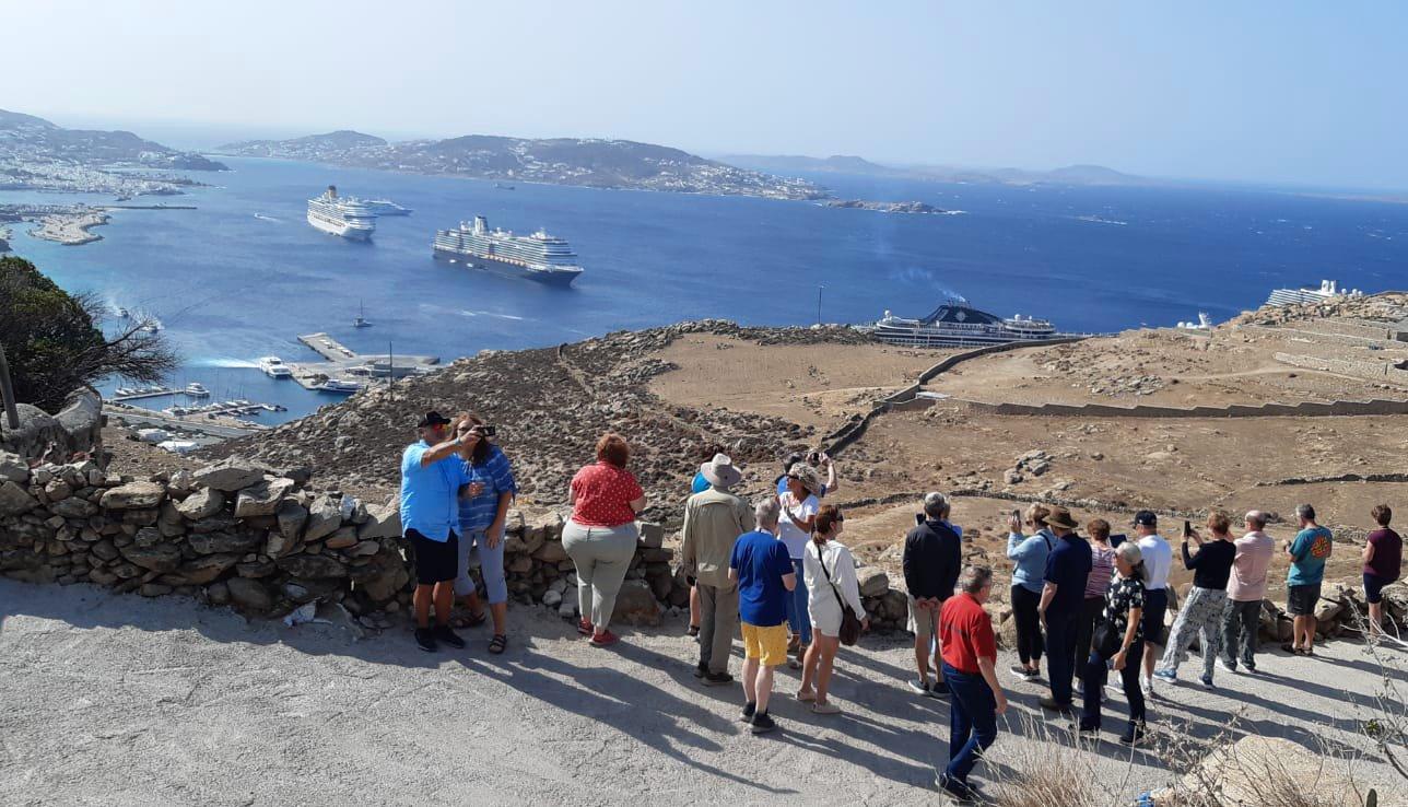 Mykonos Highlights: Half-Day Guided Sightseeing Tour