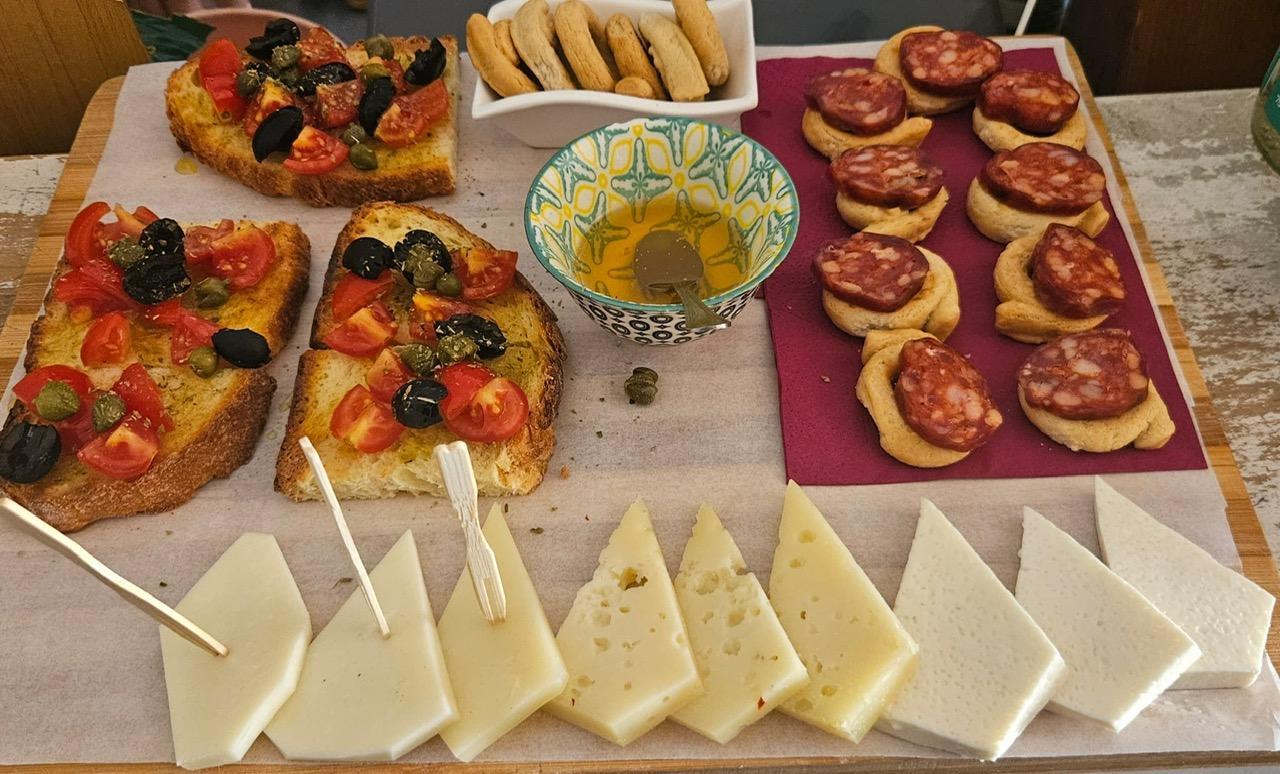 Salento Wine & Cheese Pairing with Sommelier in Lecce