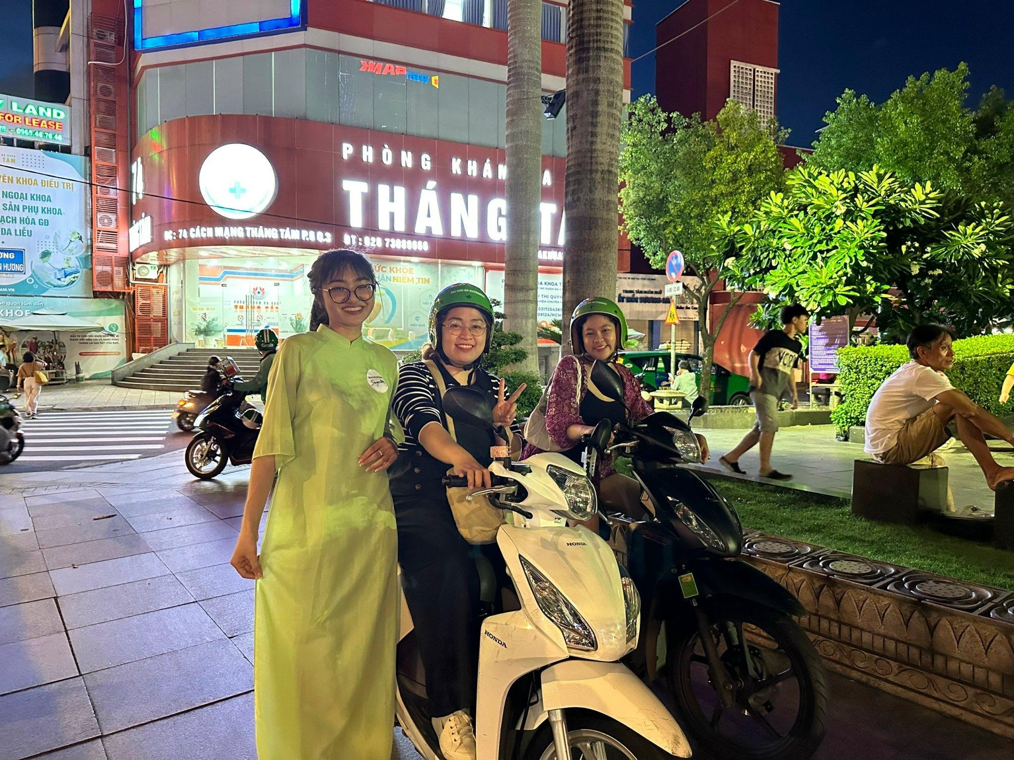 food tour in Saigon — photo 51