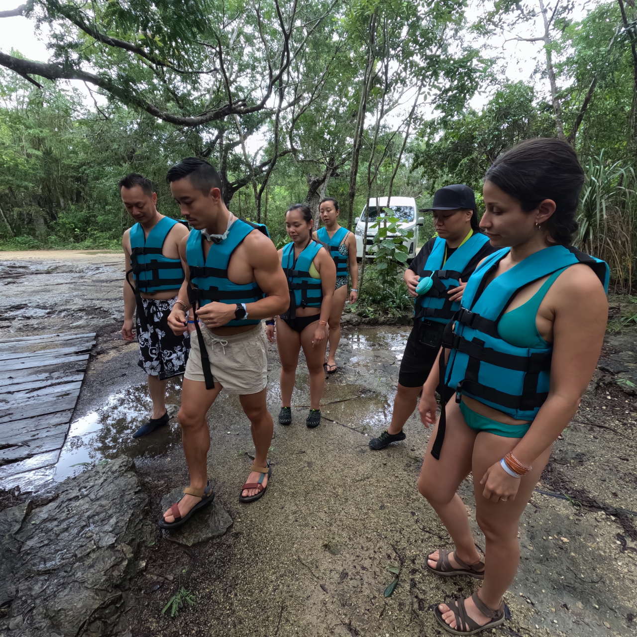Tulum: Ruins, 2 Secret Cenotes and Mexican Lunch (Small Group)