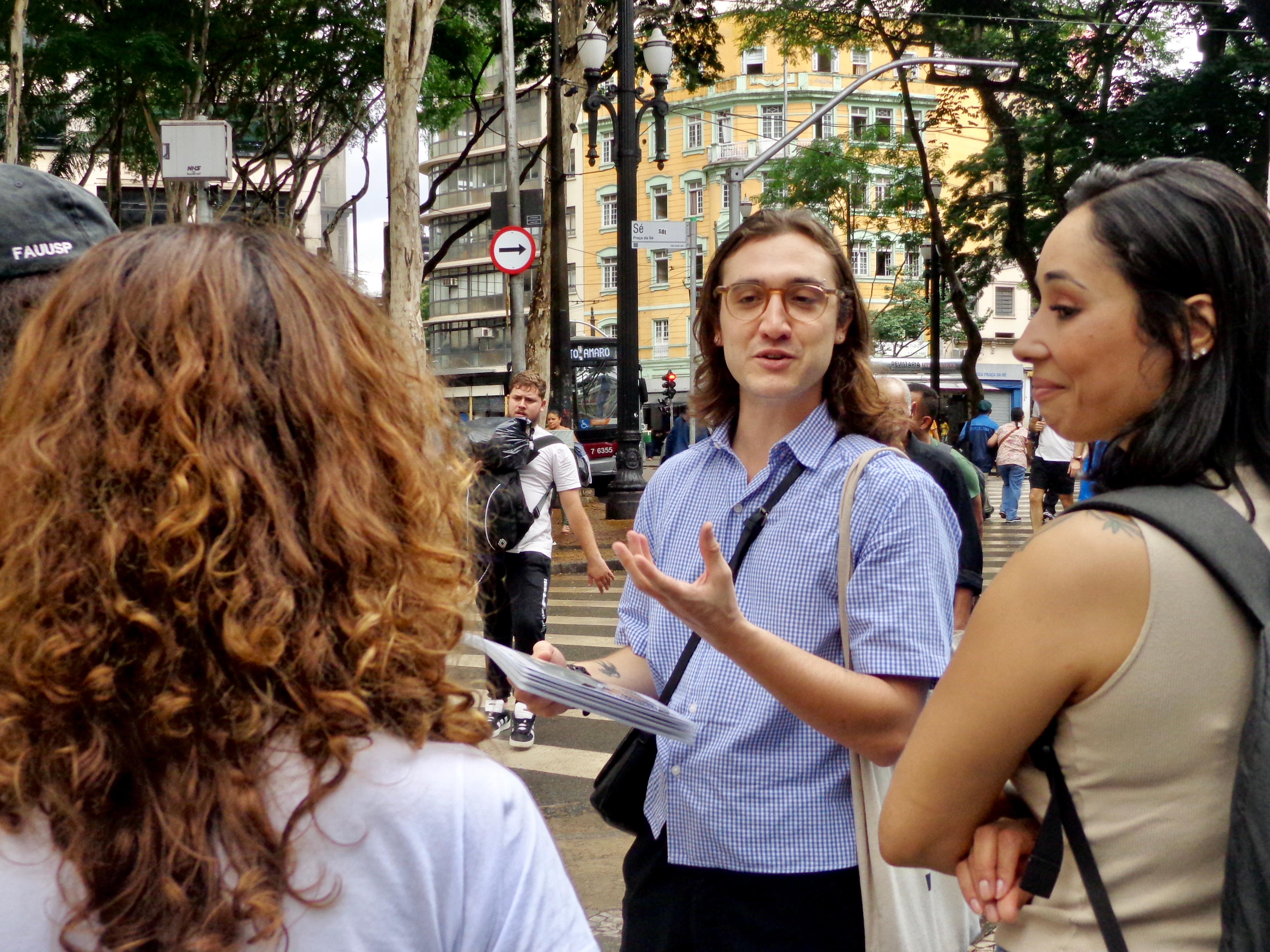 Historic São Paulo Walking Tour with Architect Guide