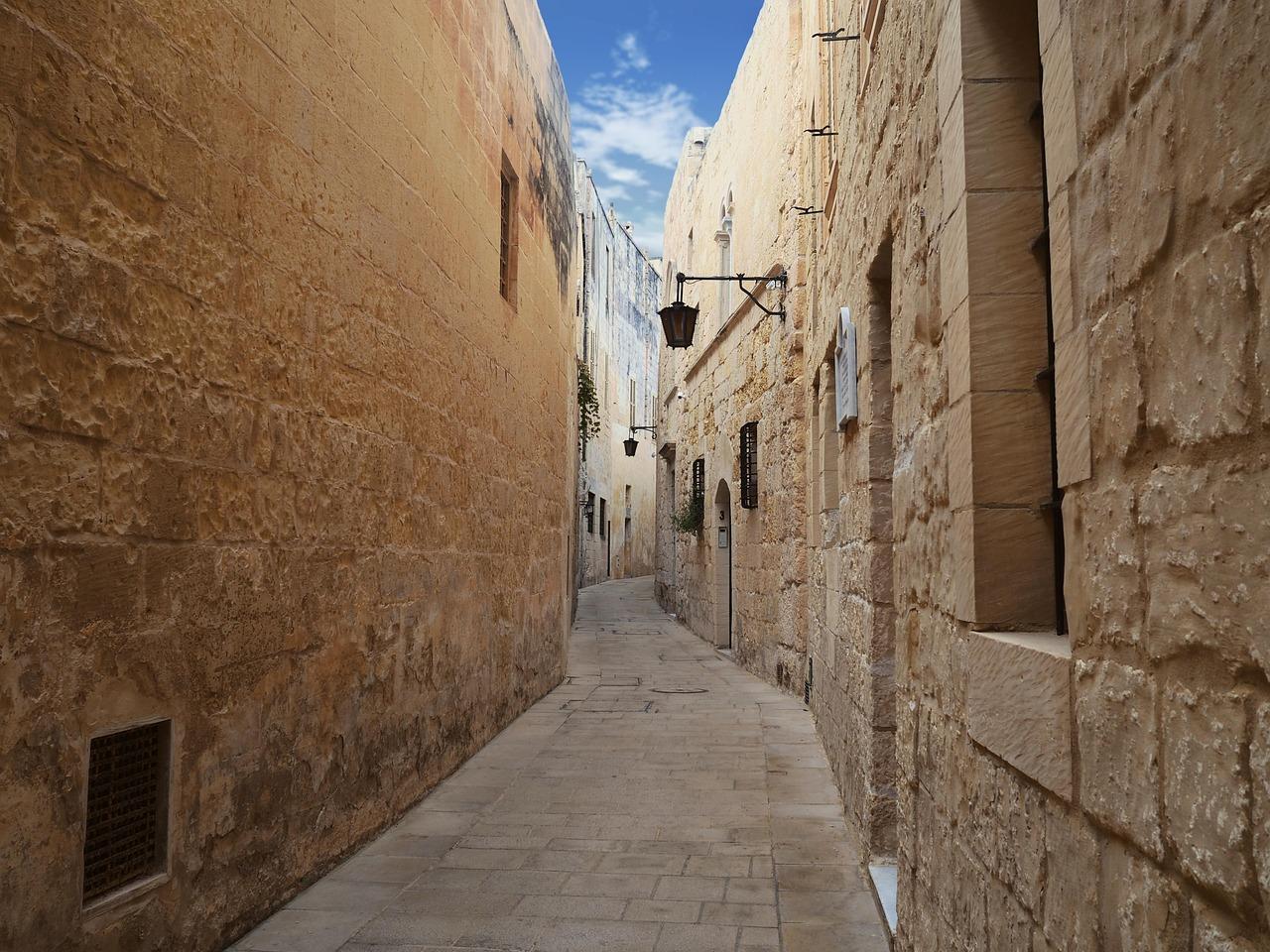 Private Valletta Walking Tour with Coffee Break