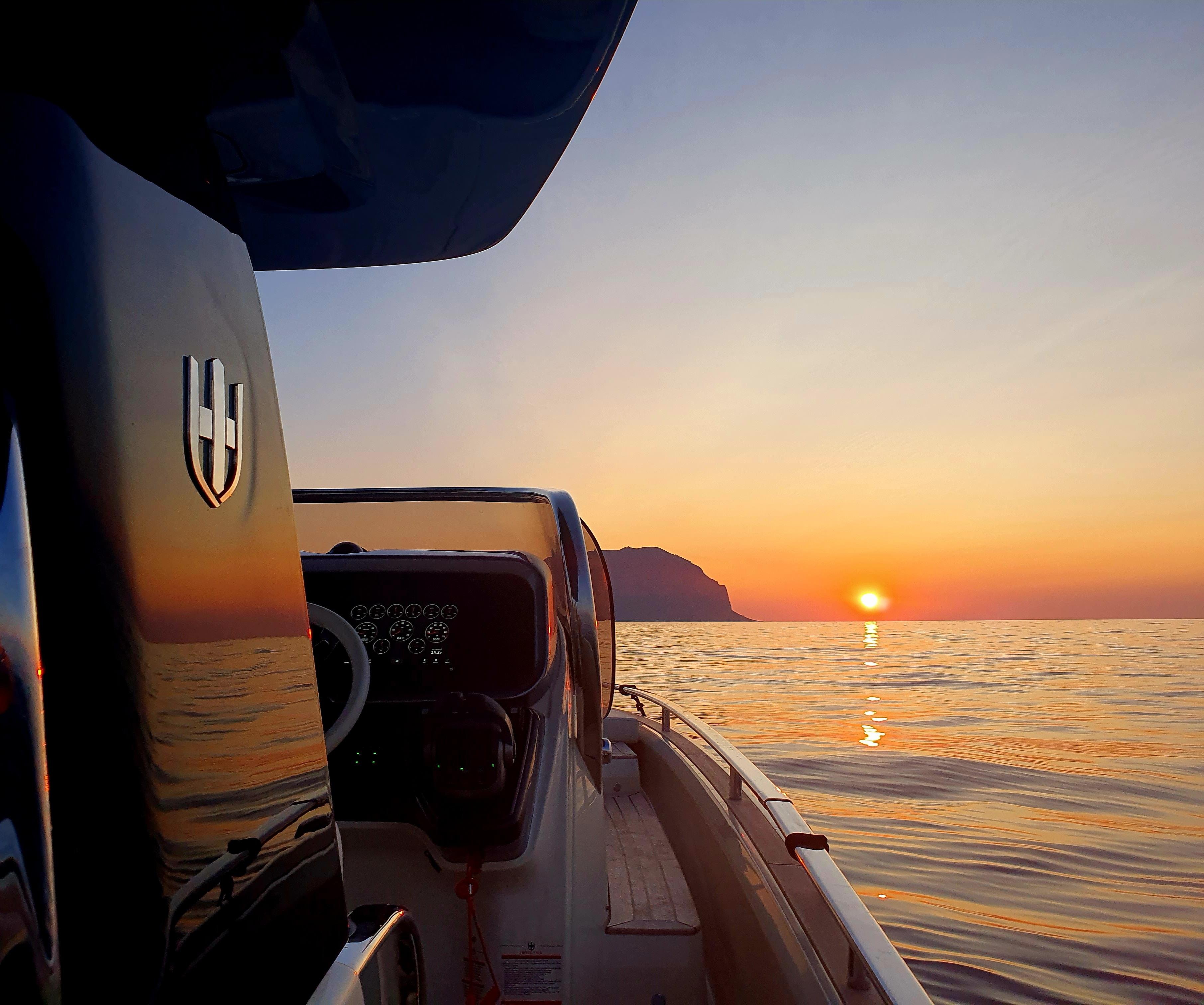 Private Luxury Boat Tour: Palermo Coast & Capo Gallo