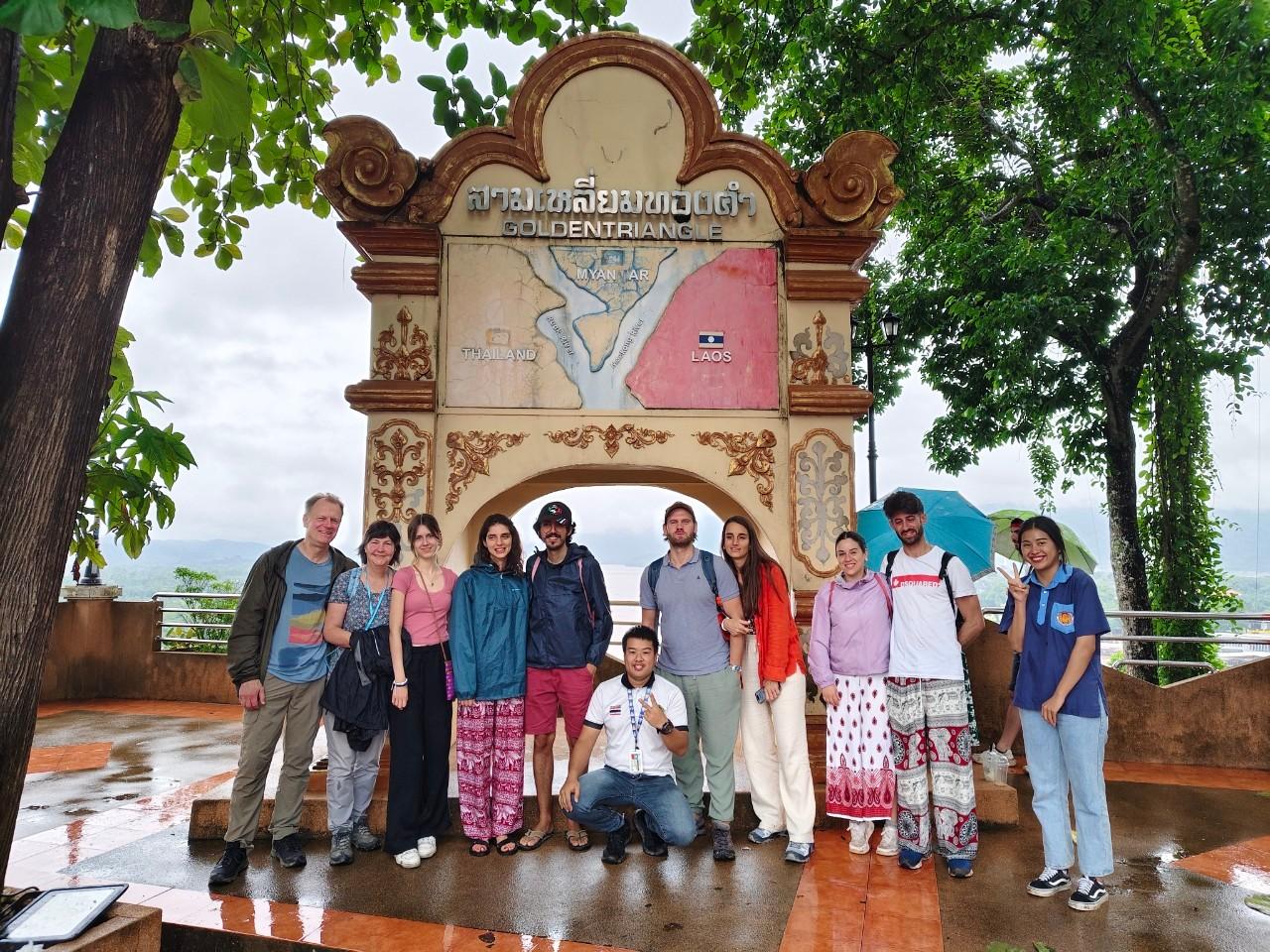 Chiang Rai Full-Day Highlights: Temples, Culture & Golden Triangle