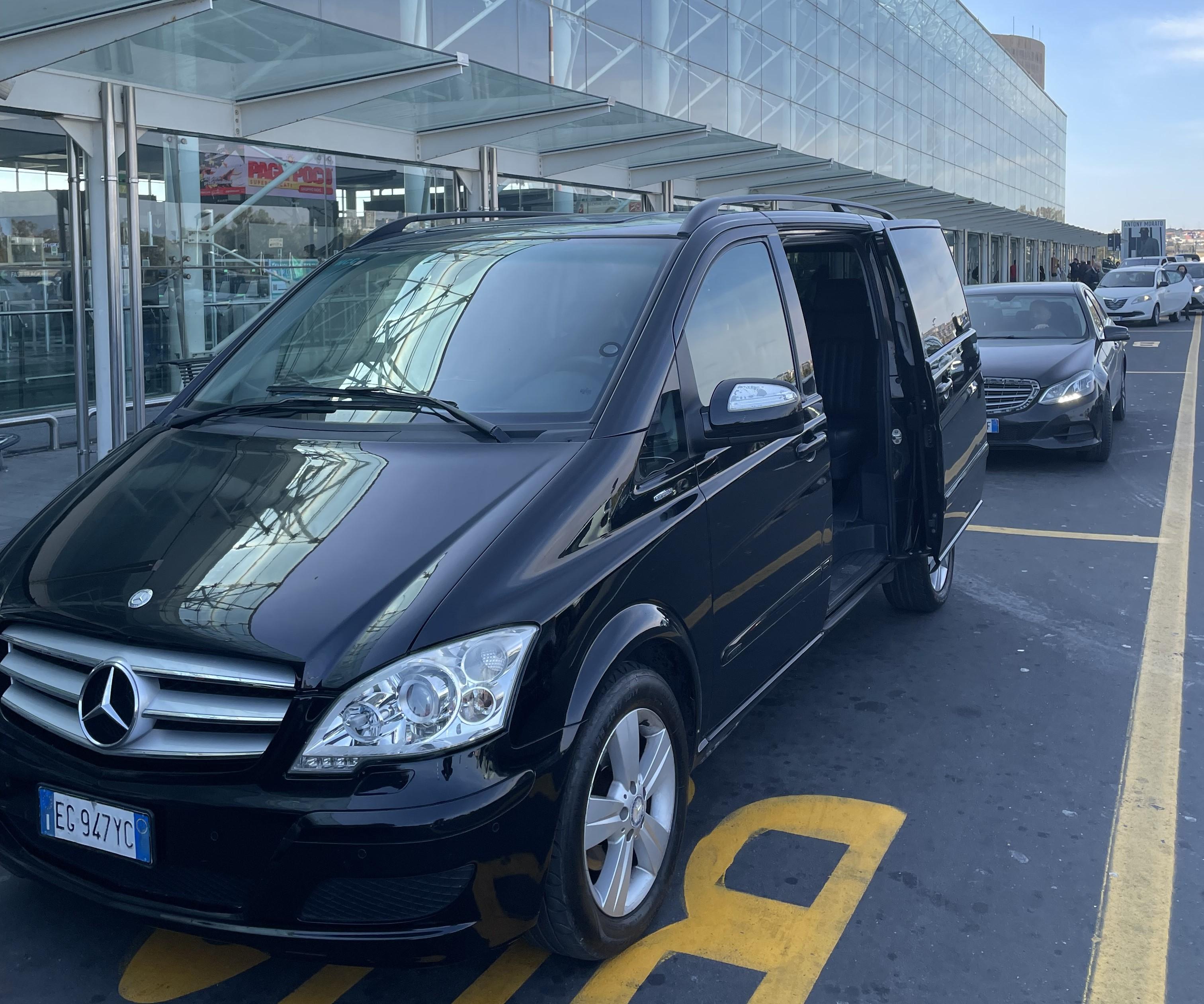 Private Airport Transfer: Catania to Syracuse Ortigia