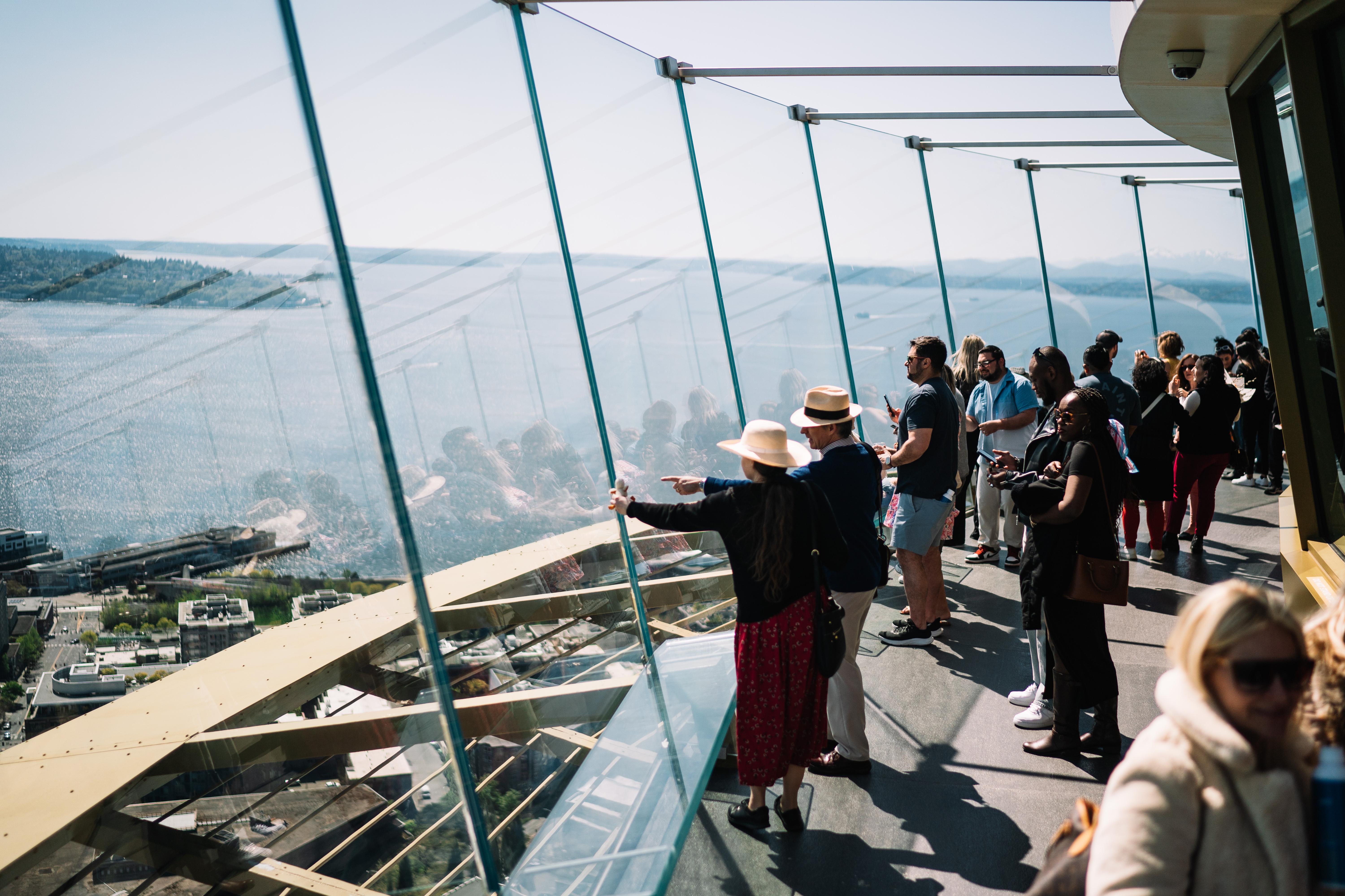 Space Needle Seattle — observation deck, glass floor, and Chihuly Garden and Glass — image 7