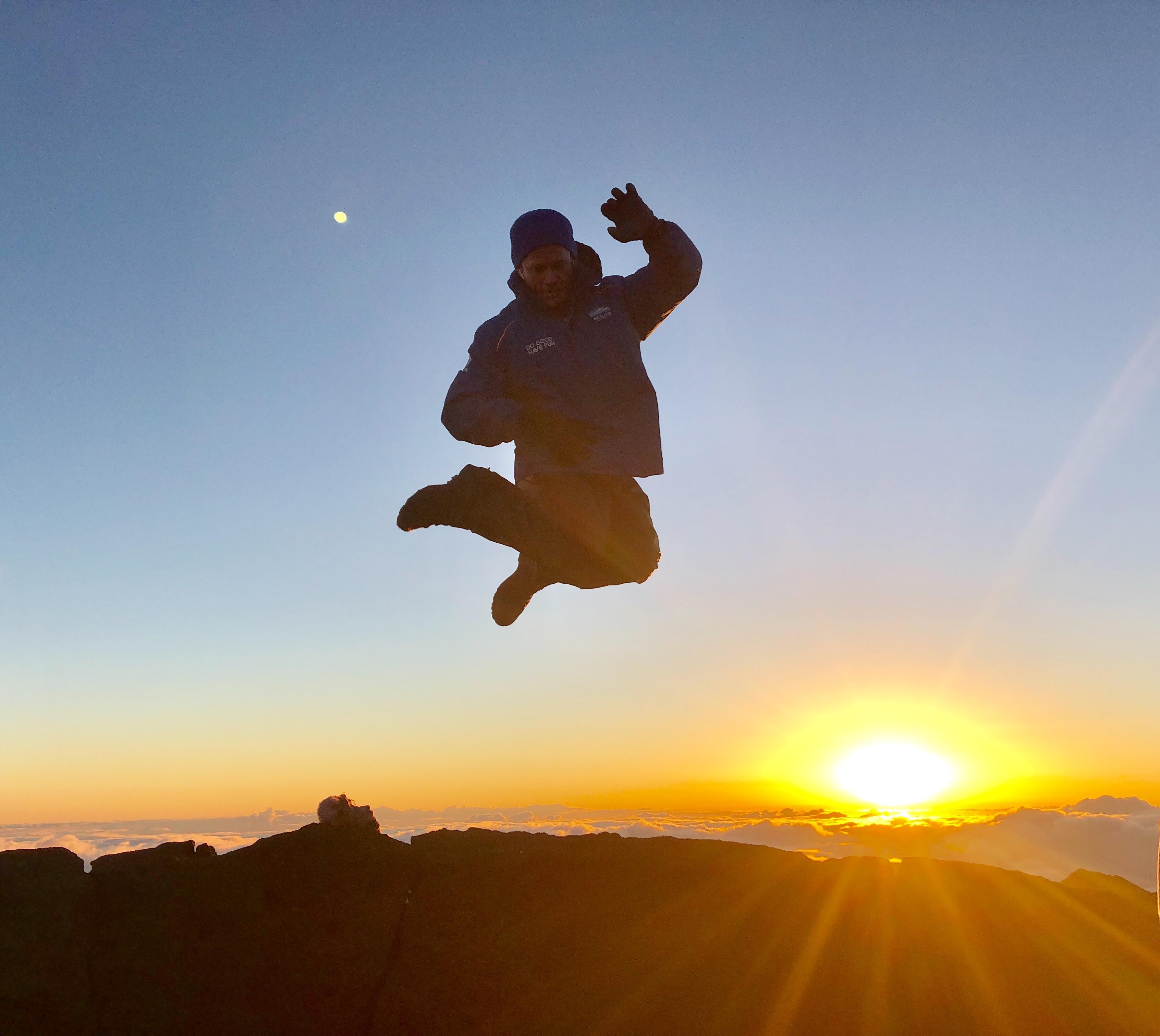Maui Haleakalā Sunset Small-Group Tour with Snacks