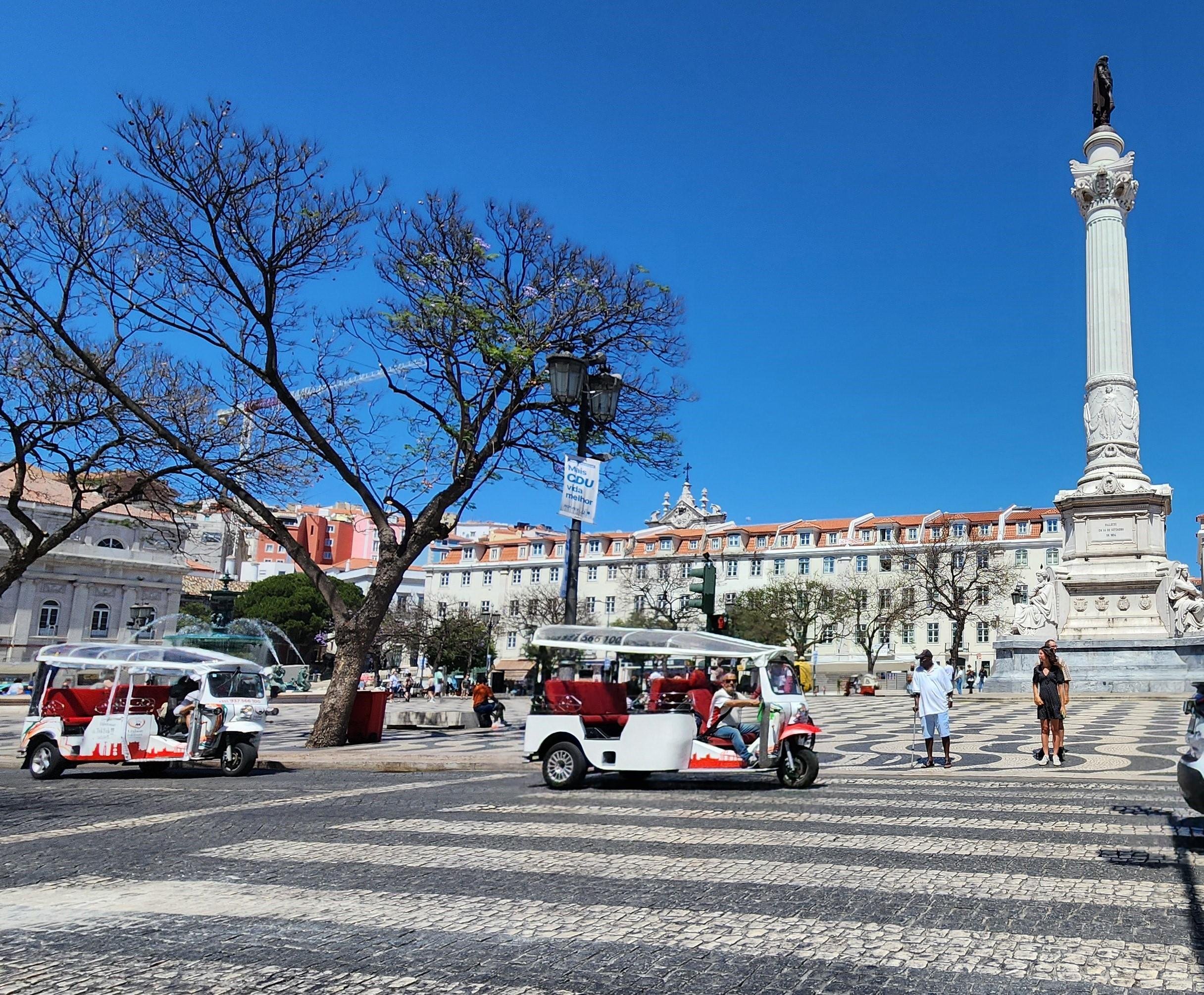 Lisbon Tuk Tuk Tour: Highlights & Best Viewpoints