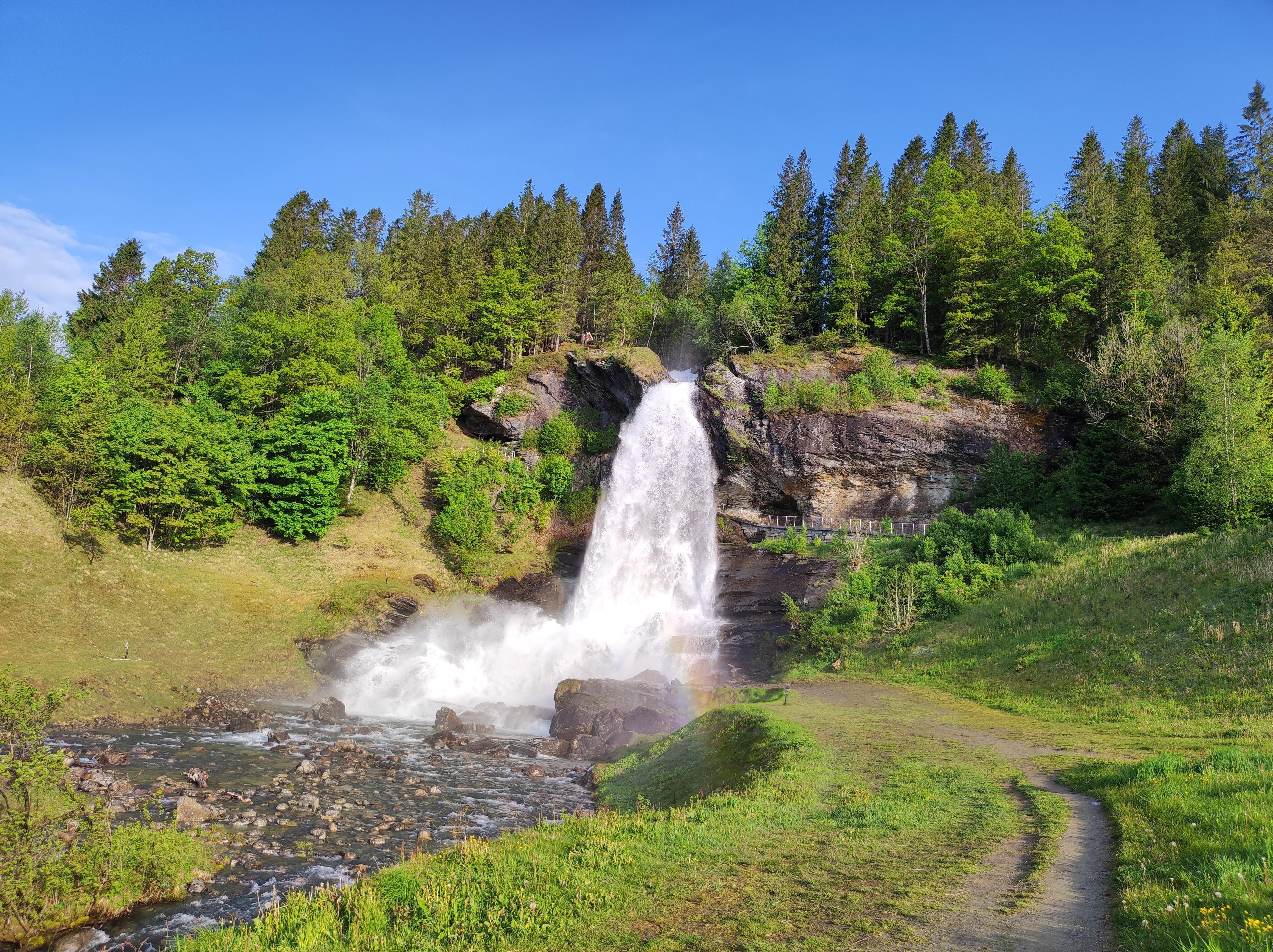 Private Hardanger Waterfalls Tour from Bergen