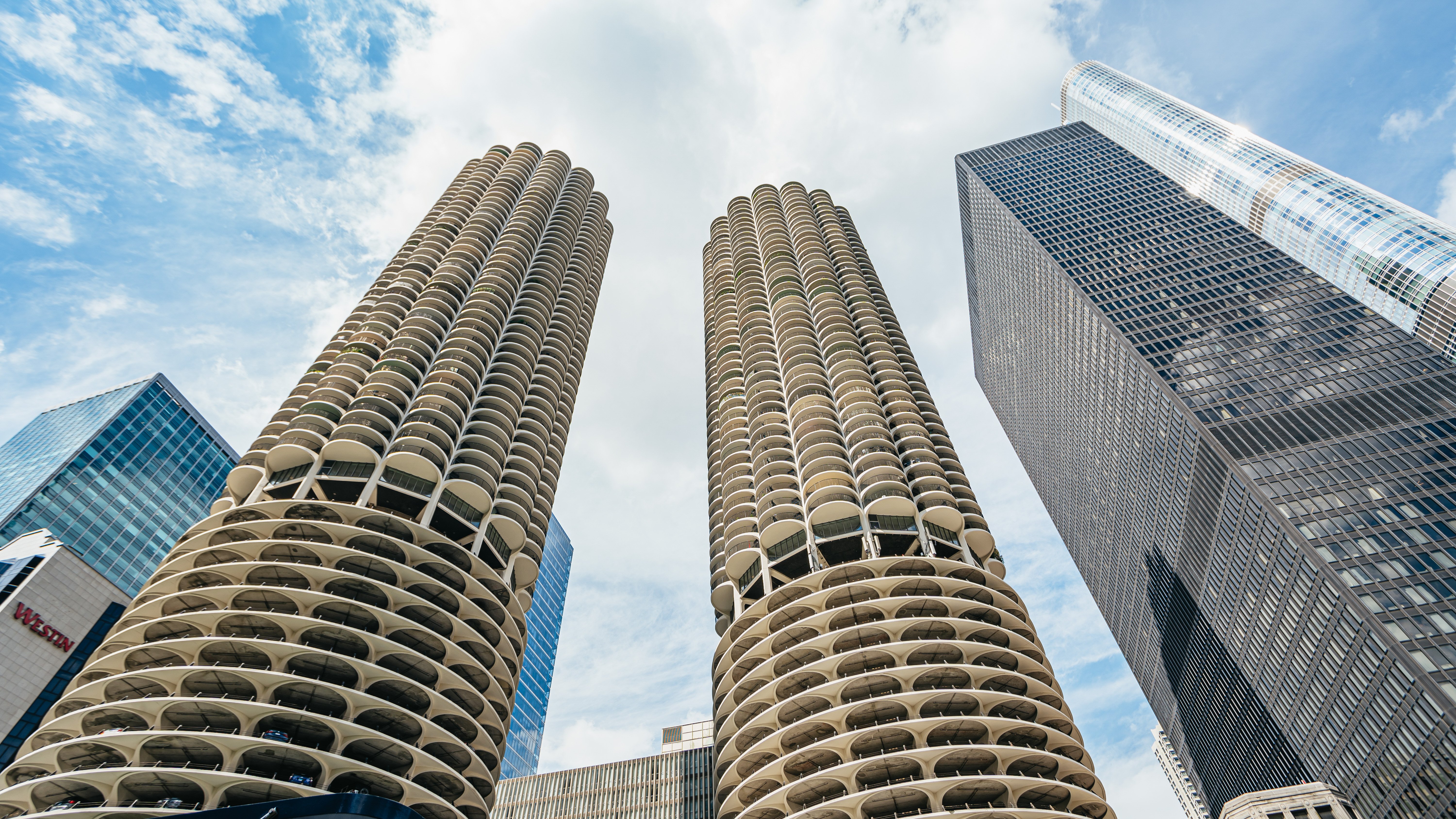 Chicago architecture cruise — Chicago River and skyline — image 8