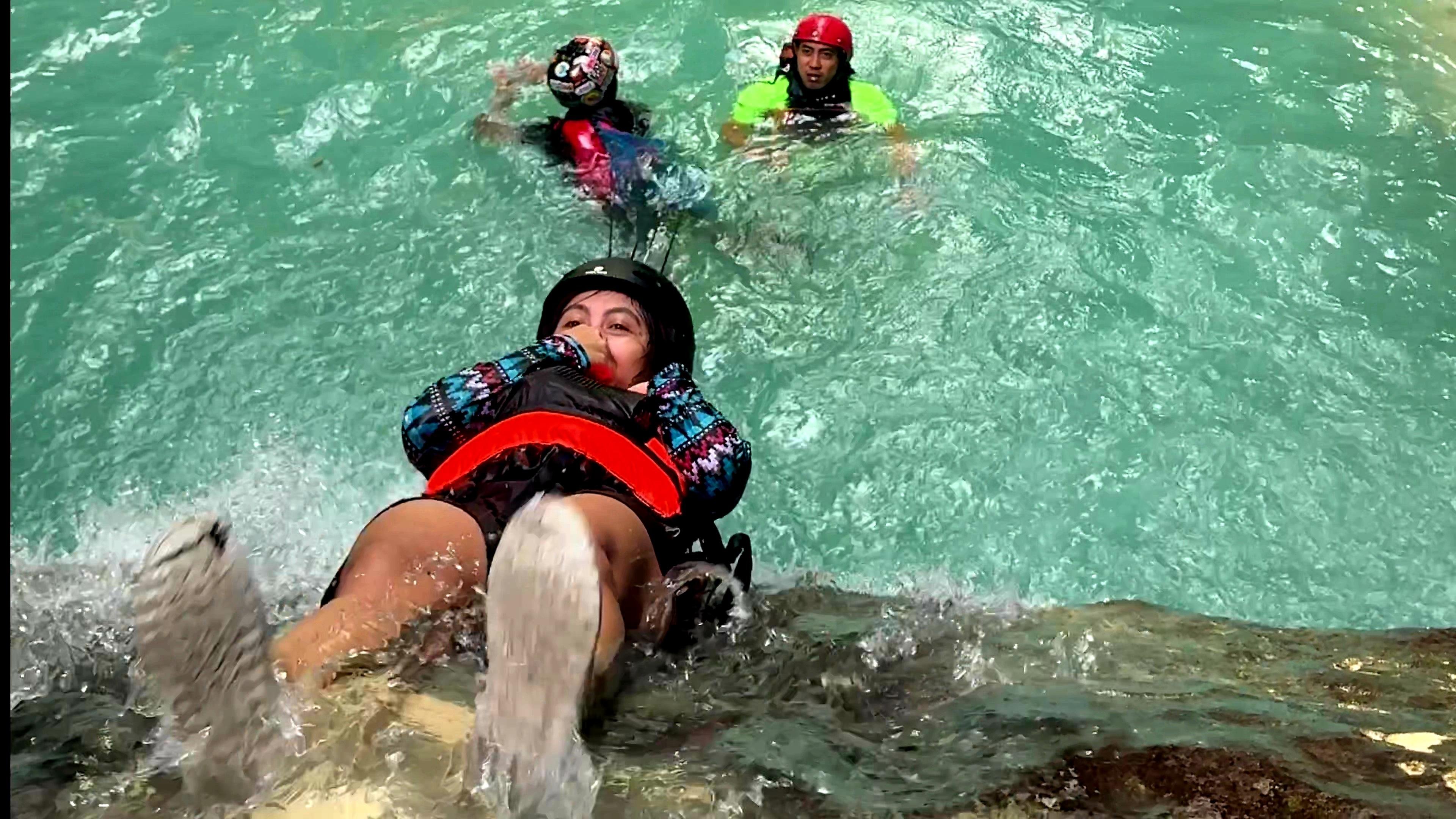 Cebu: Whale Shark Swim & Kawasan Falls Canyoneering Day Tour