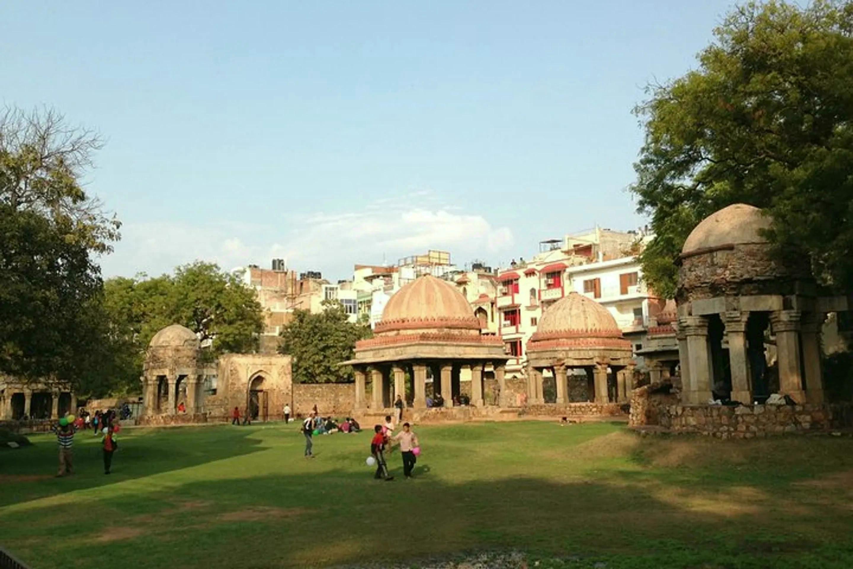 Delhi Hidden Gems: Secret History Private Day Tour