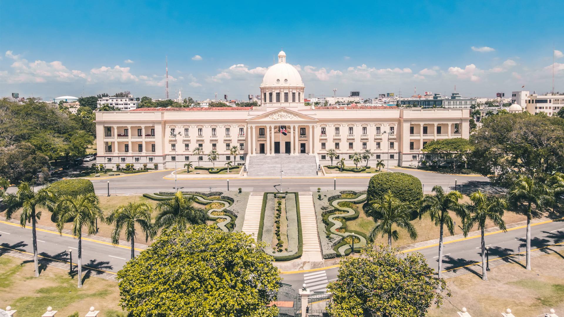 Santo Domingo Cultural Highlights & Cable Car Tour