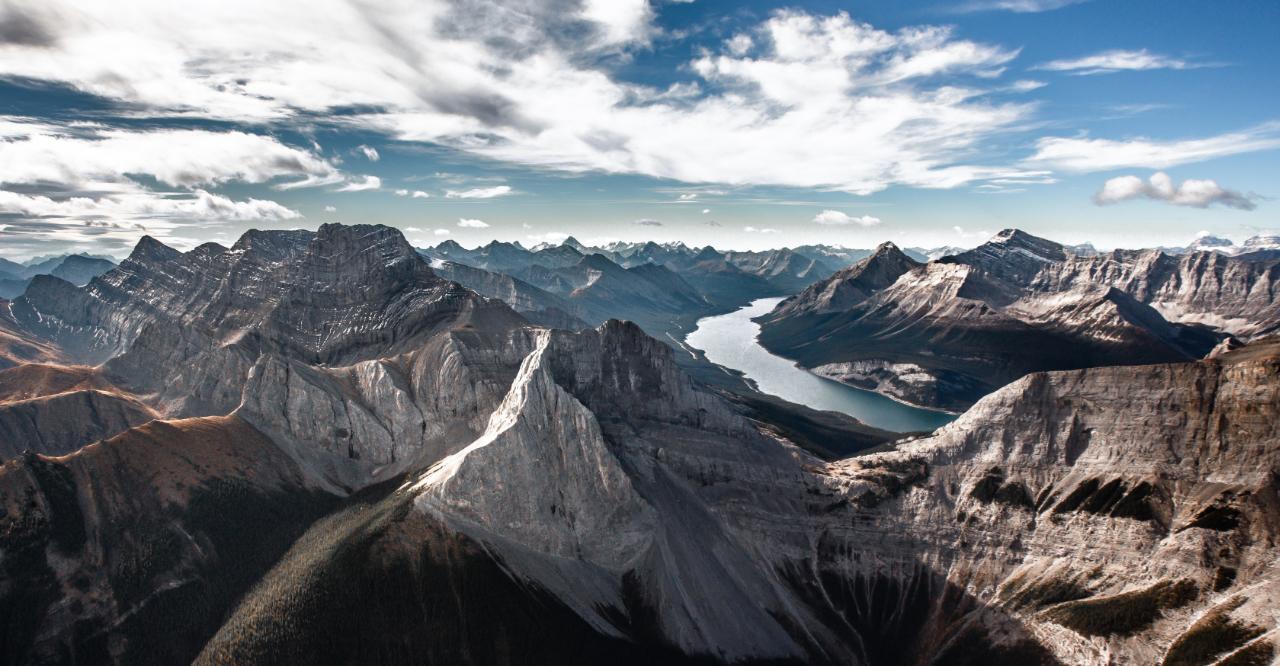 Kananaskis: 45-Minute “Sleeping Warrior” Helicopter Tour