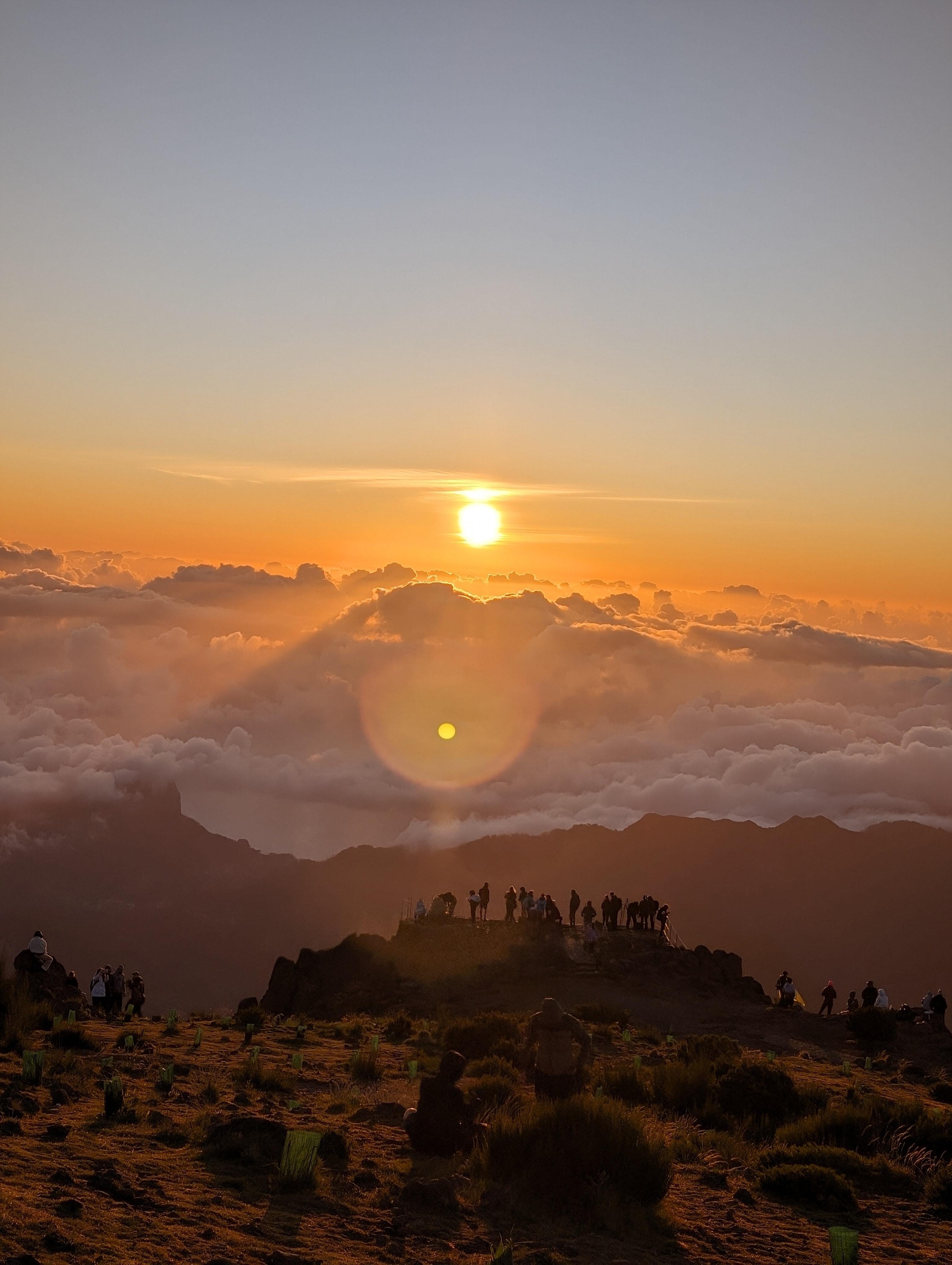 From Funchal: Pico do Arieiro Sunrise with Optional Breakfast